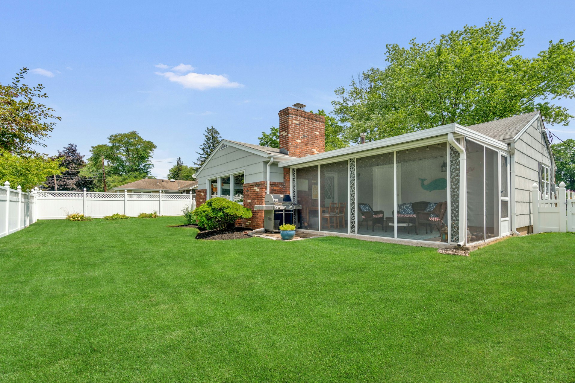 16 Sullivan Drive