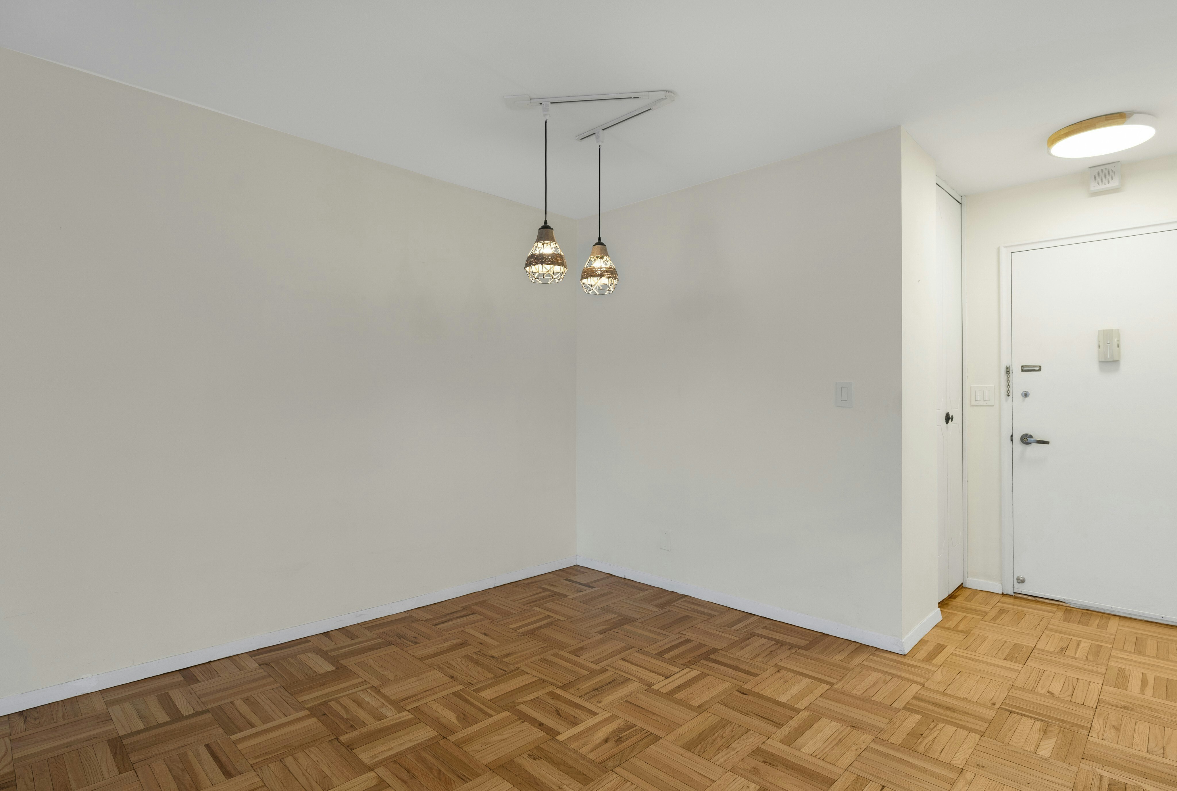 2000 Linwood Avenue Unit# #18M