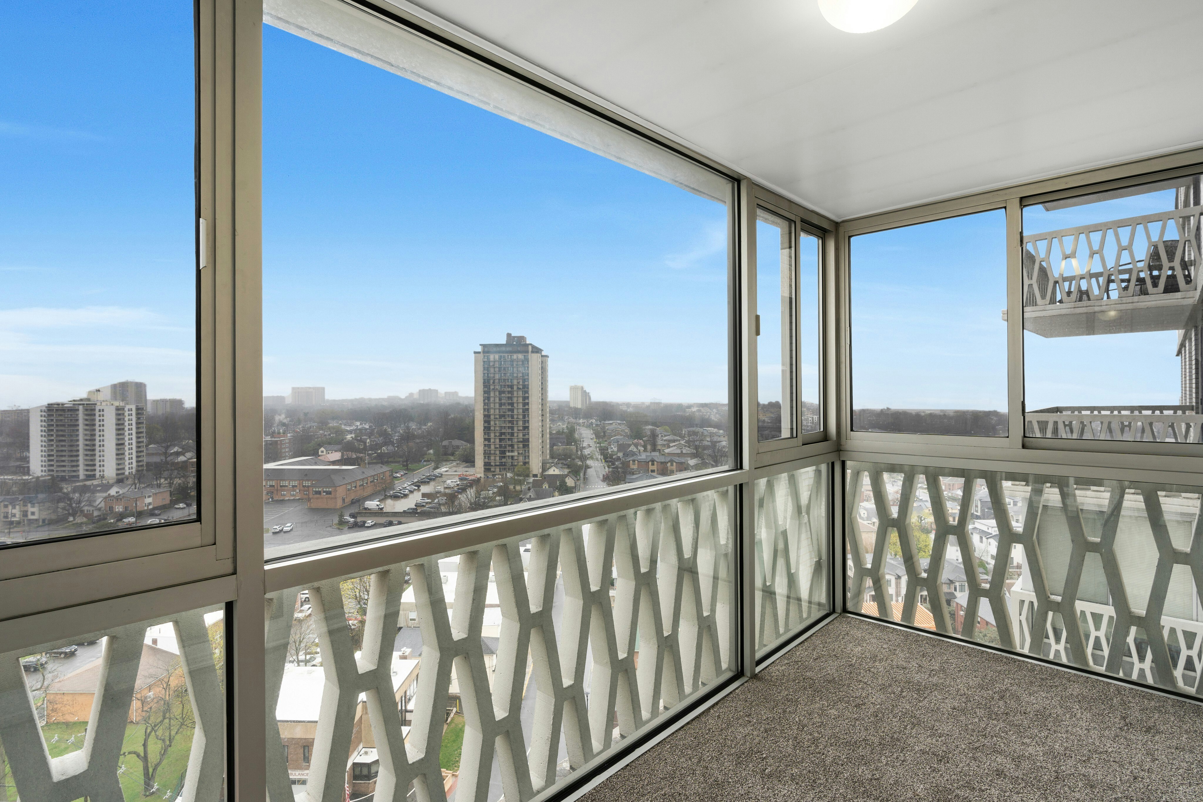 2000 Linwood Avenue Unit# #18M