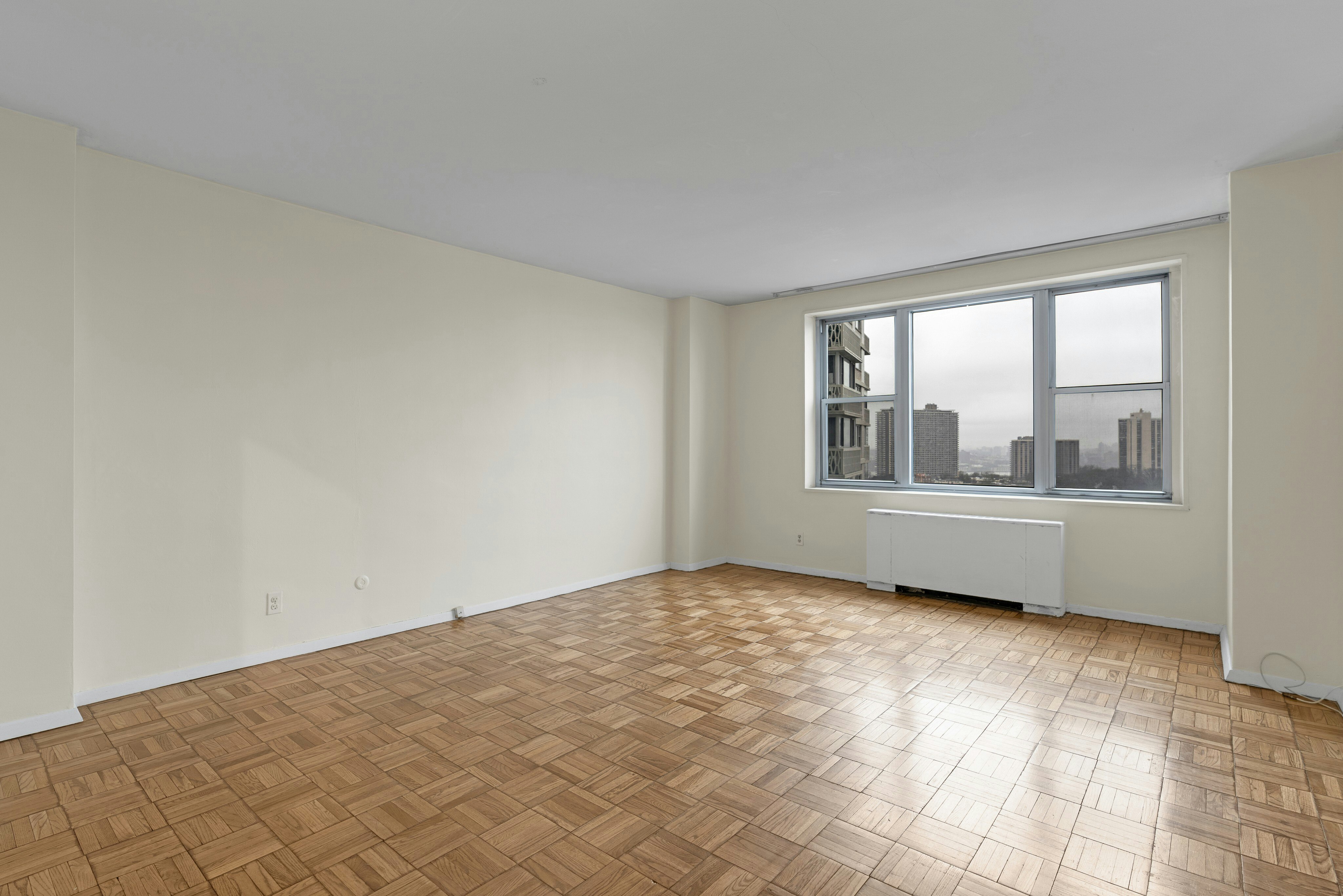 2000 Linwood Avenue Unit# #18M