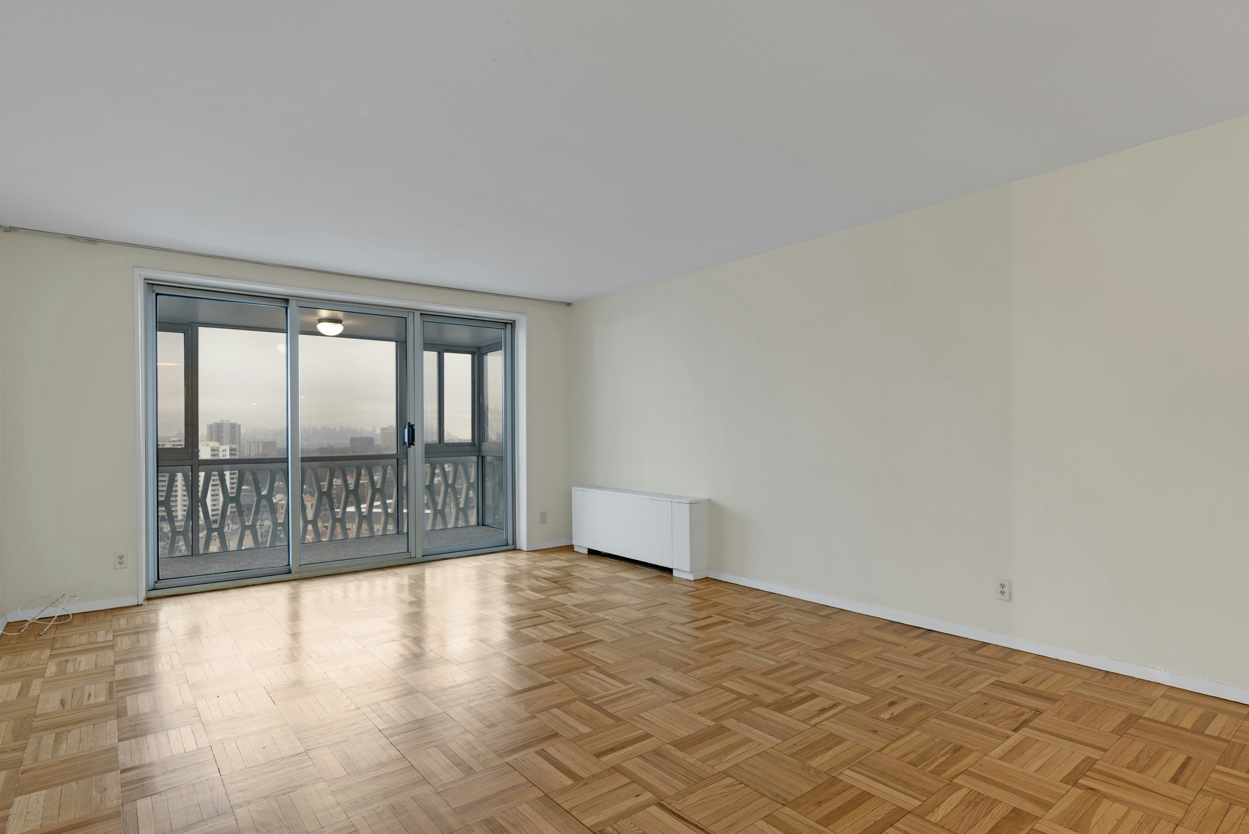 2000 Linwood Avenue Unit# #18M