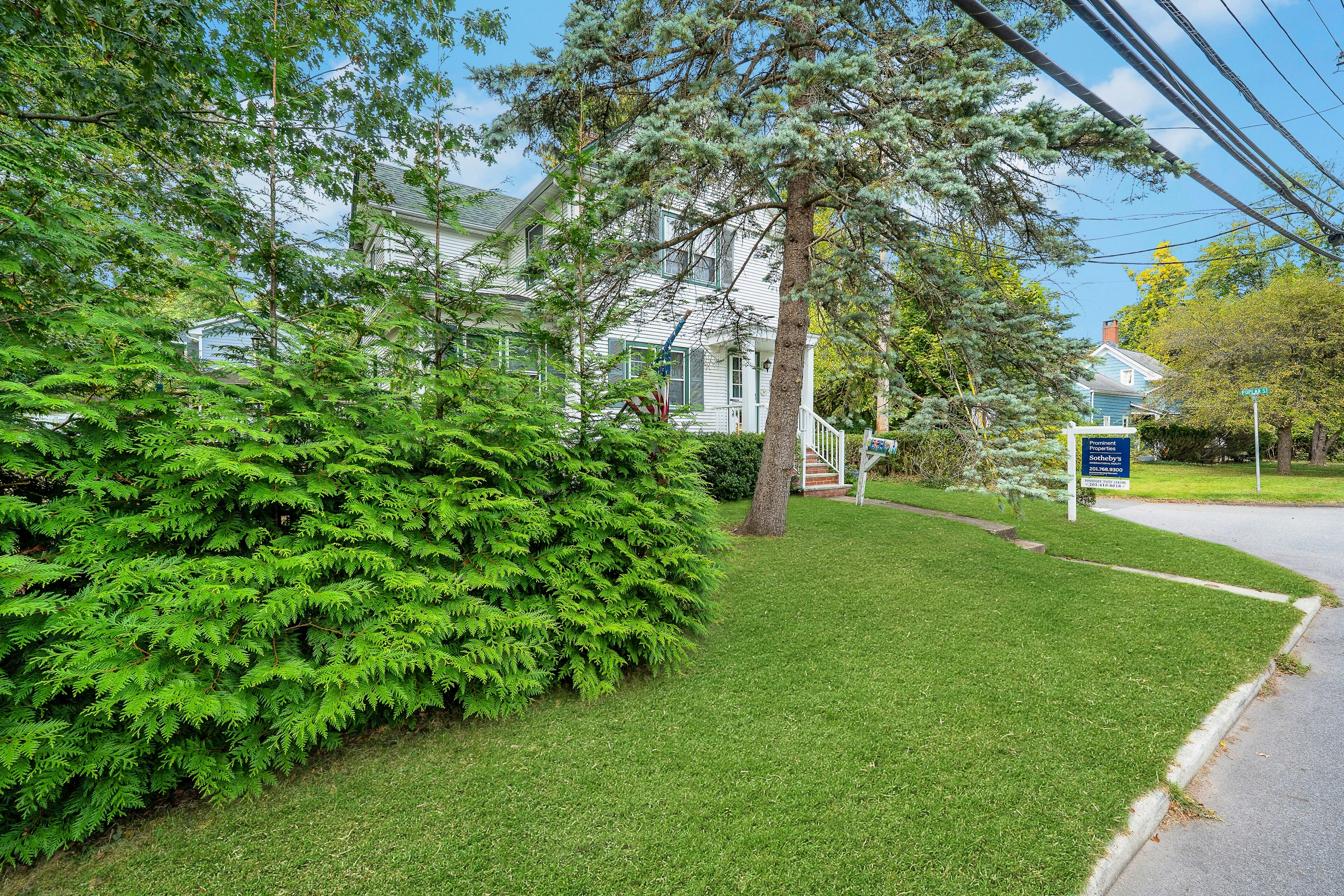 61 Jefferson Avenue 
