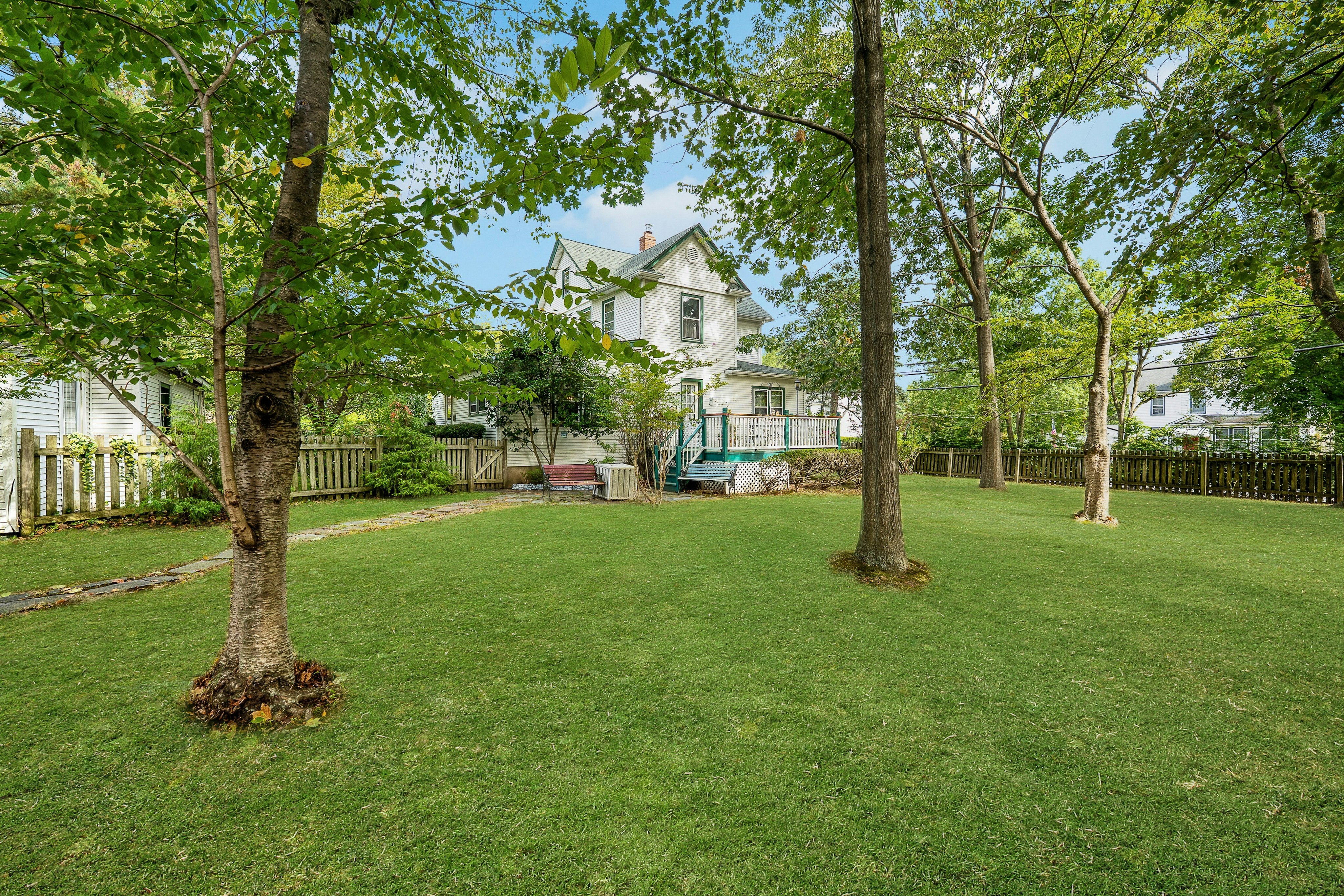 61 Jefferson Avenue 