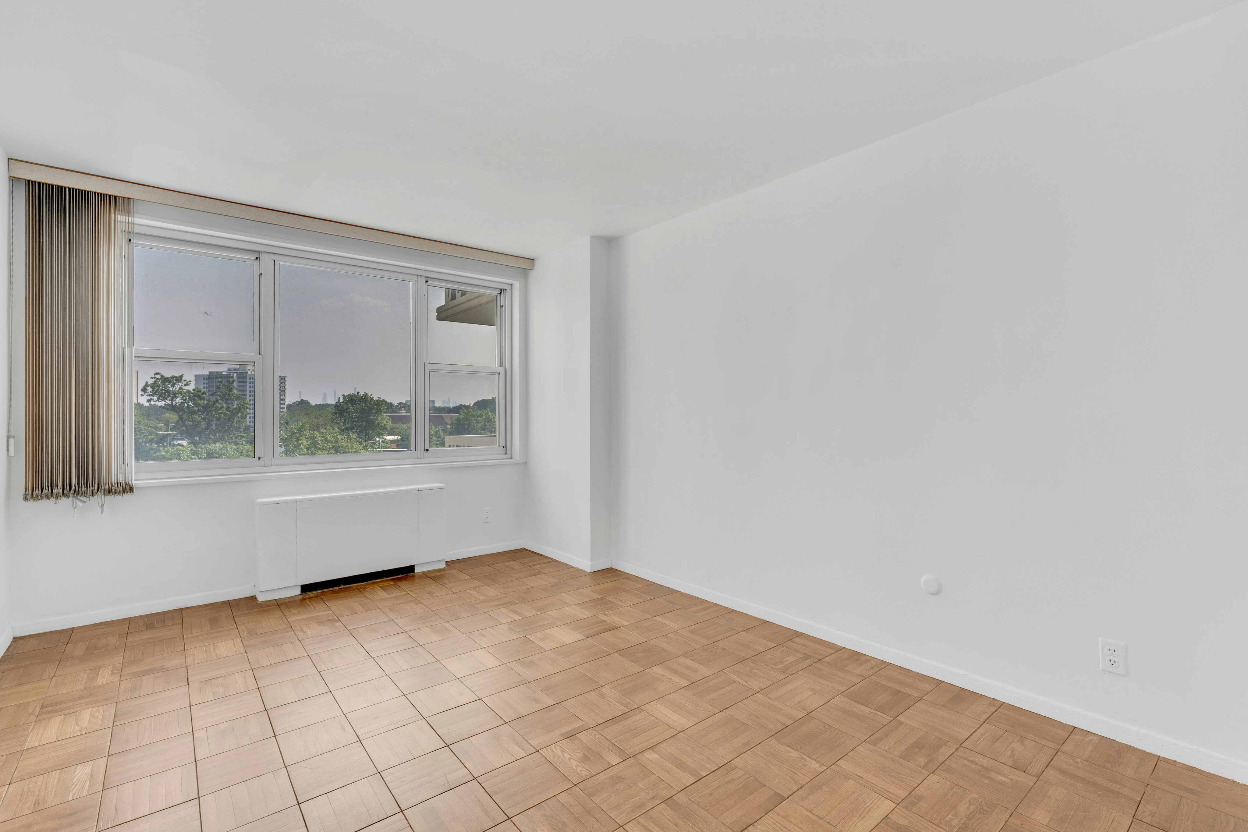2000 Linwood Ave #6M 