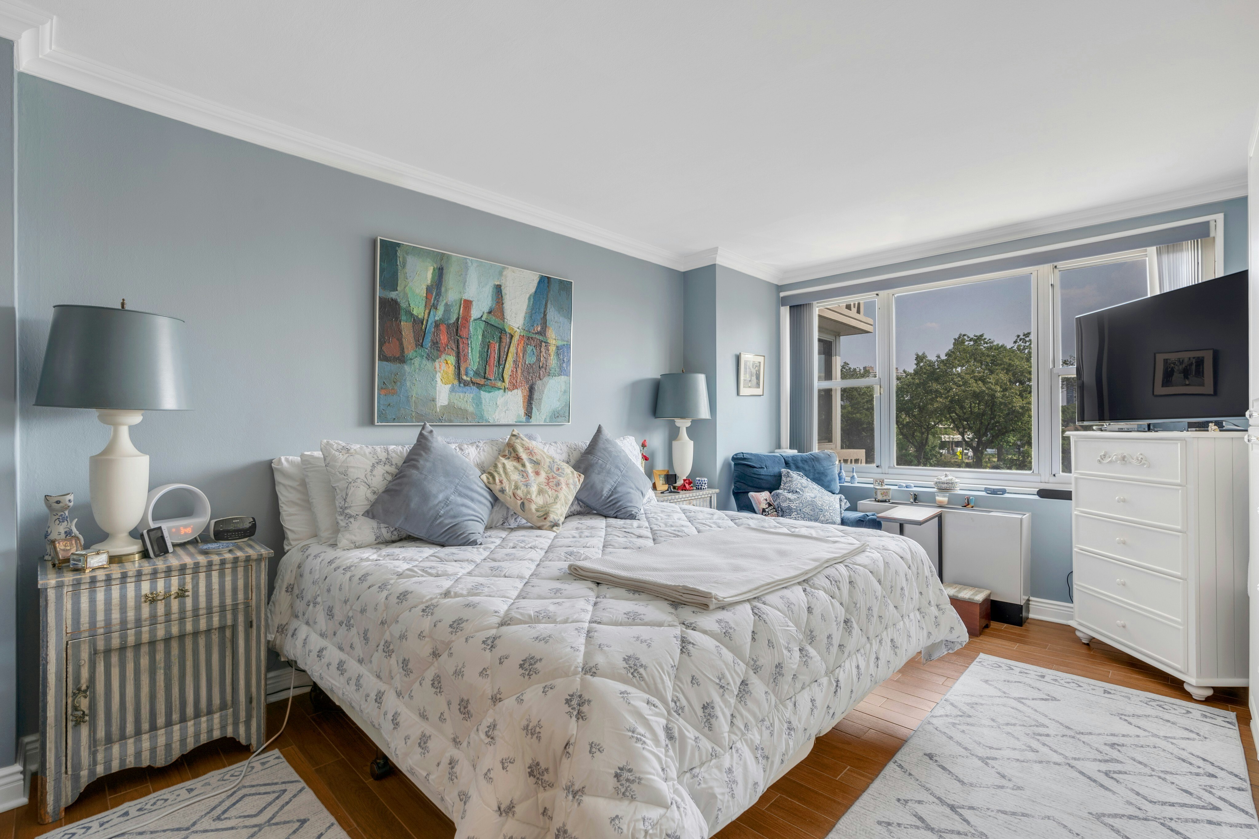 2000 Linwood Ave 3K 