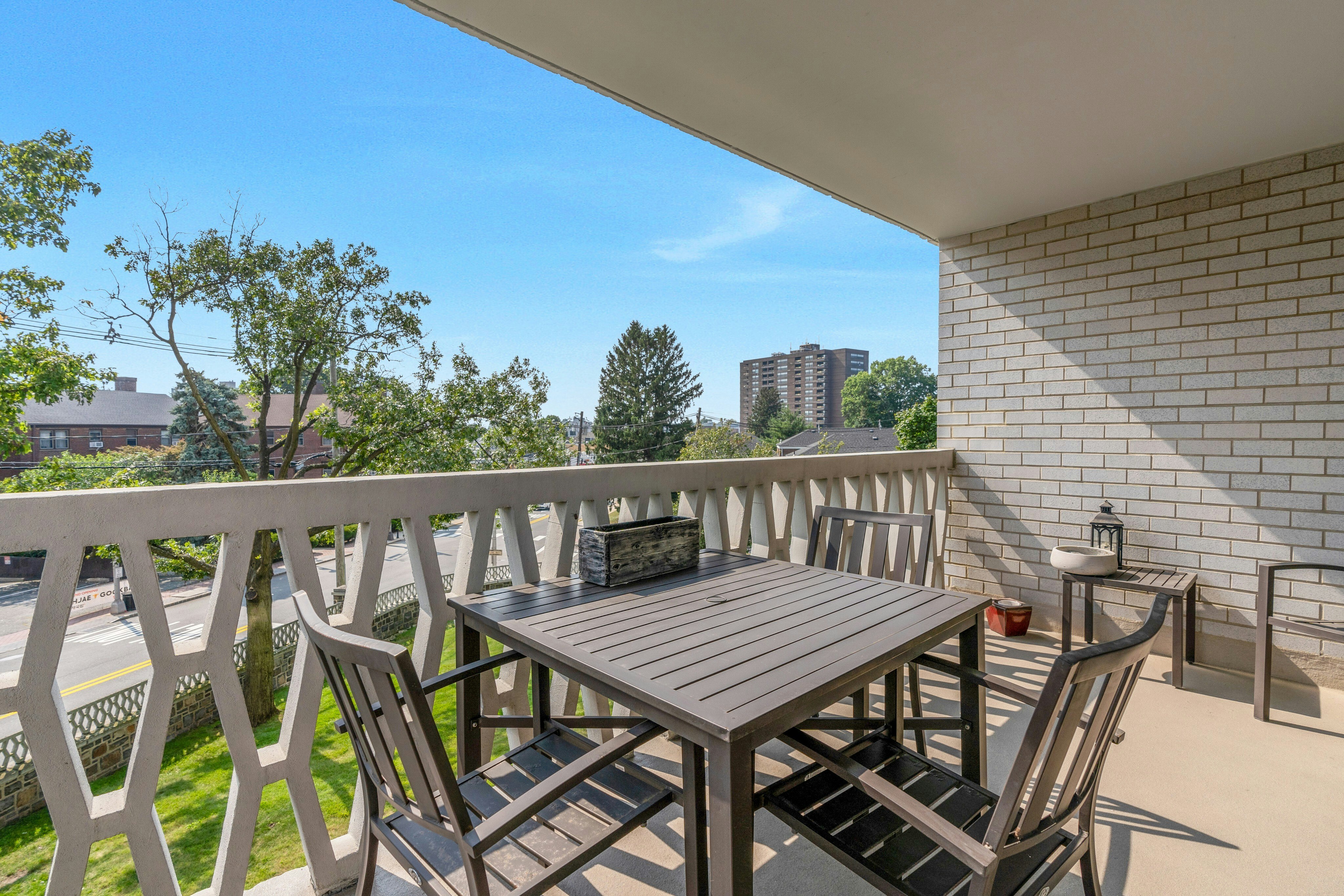 2000 Linwood Ave 3K 