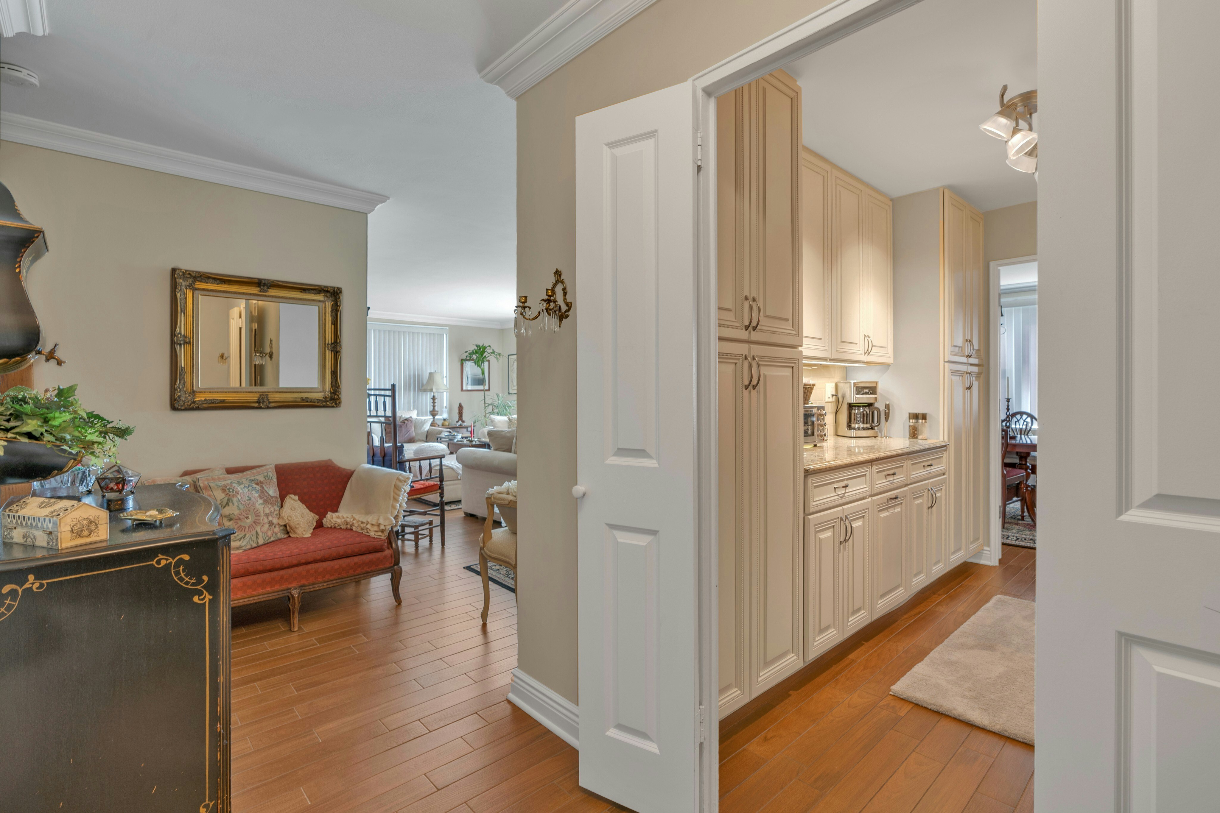 2000 Linwood Ave 3K 