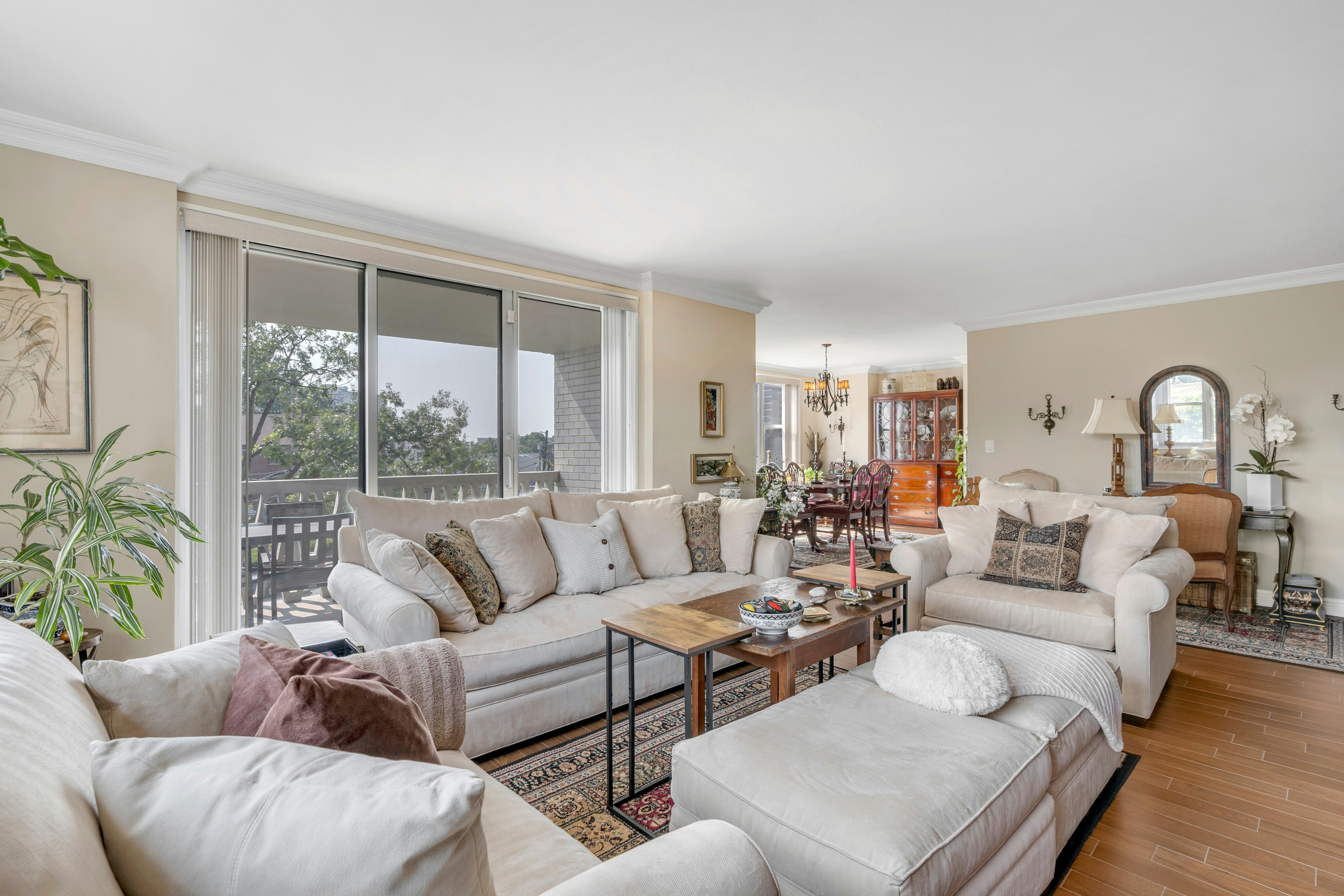 2000 Linwood Ave 3K 