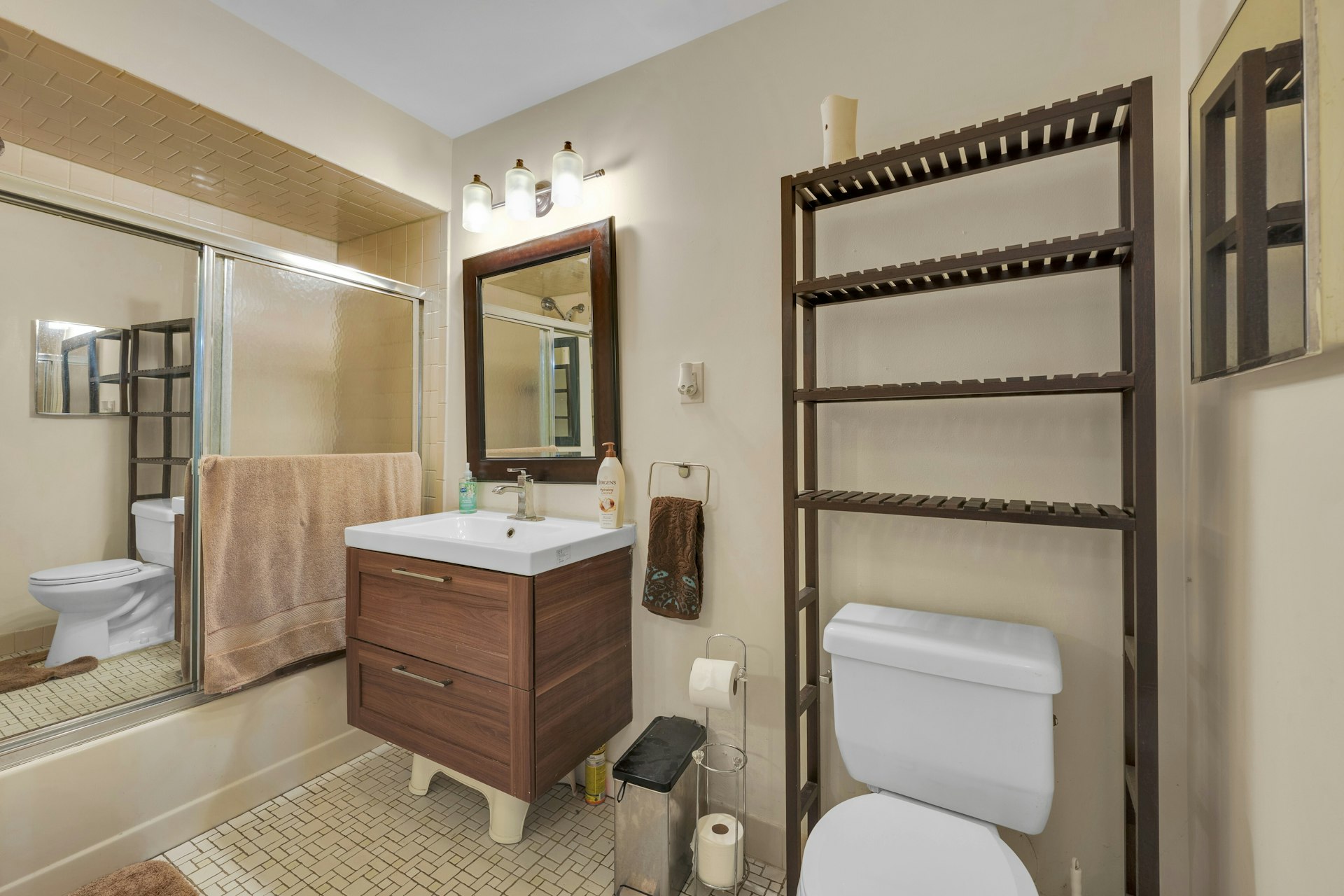 535-541 Bayway Ave 1D