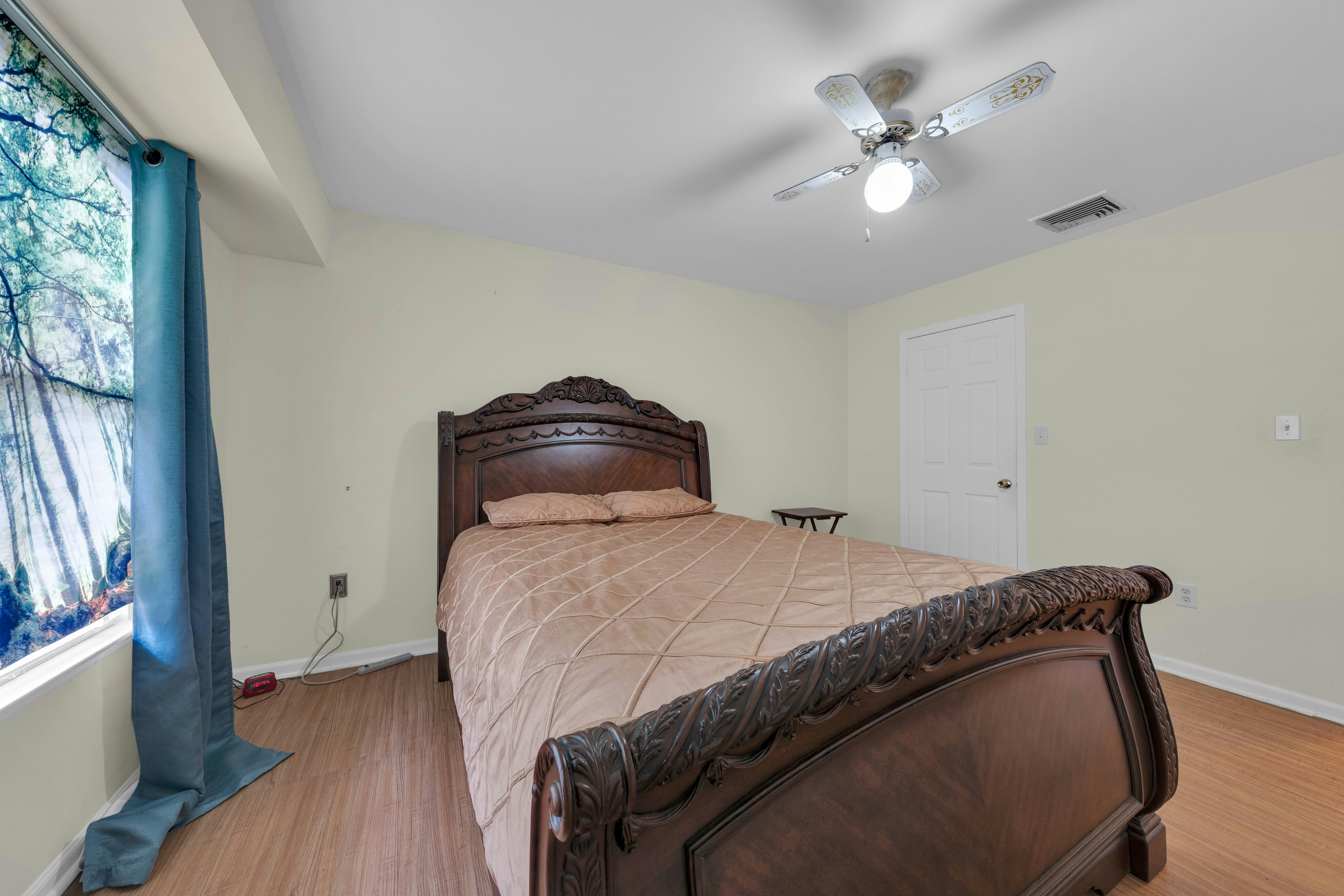 535-541 Bayway Ave 1D