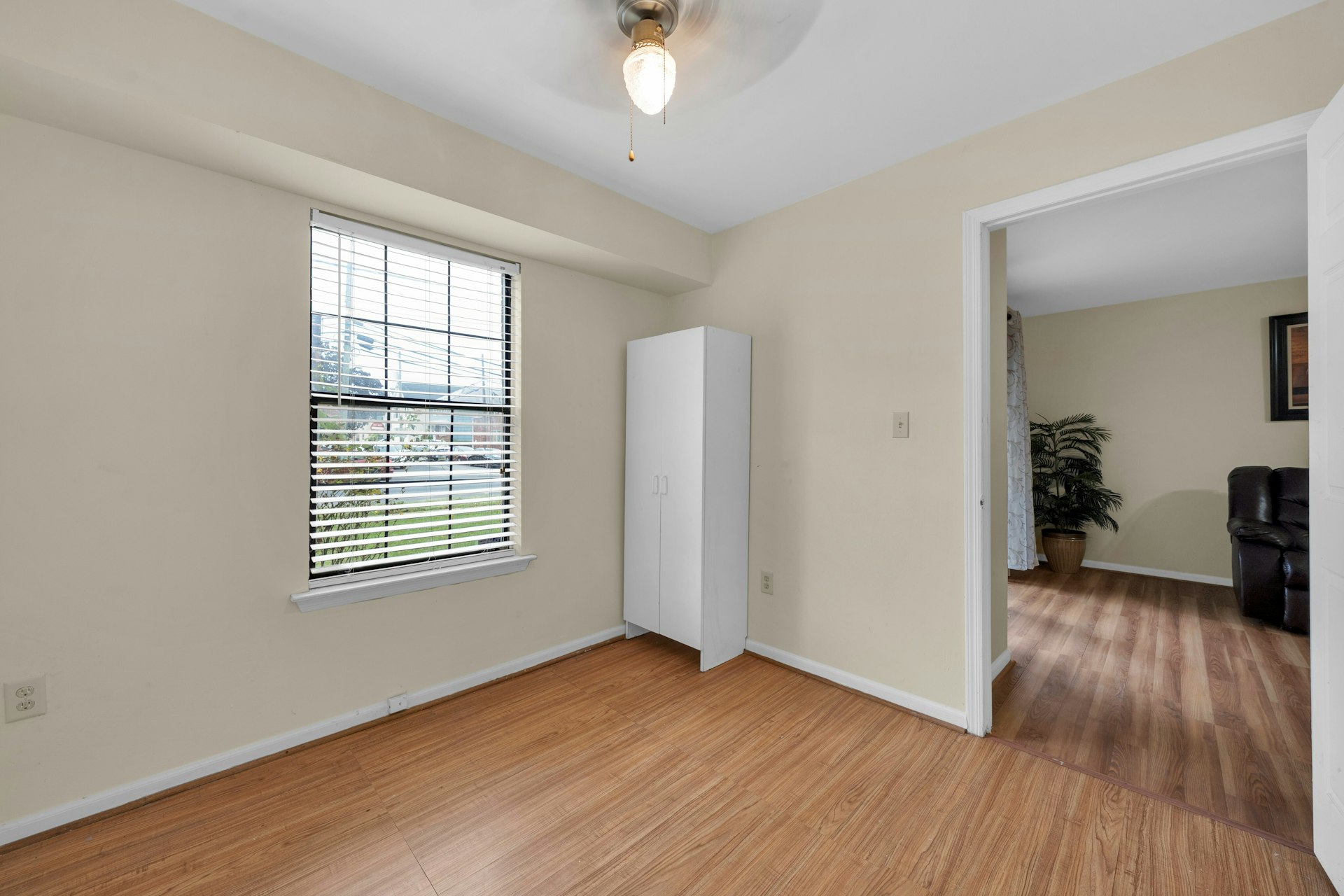 535-541 Bayway Ave 1D