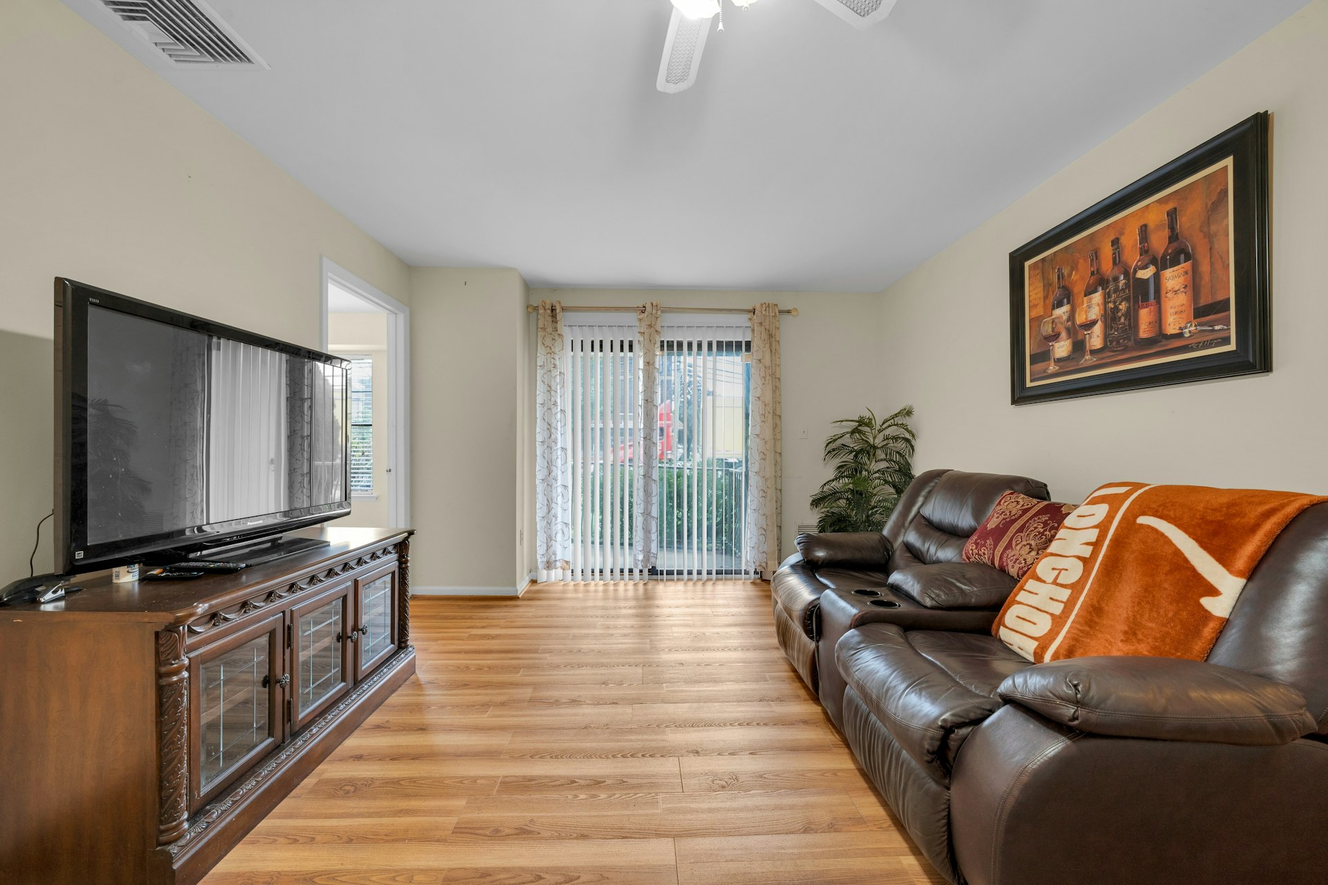 535-541 Bayway Ave 1D