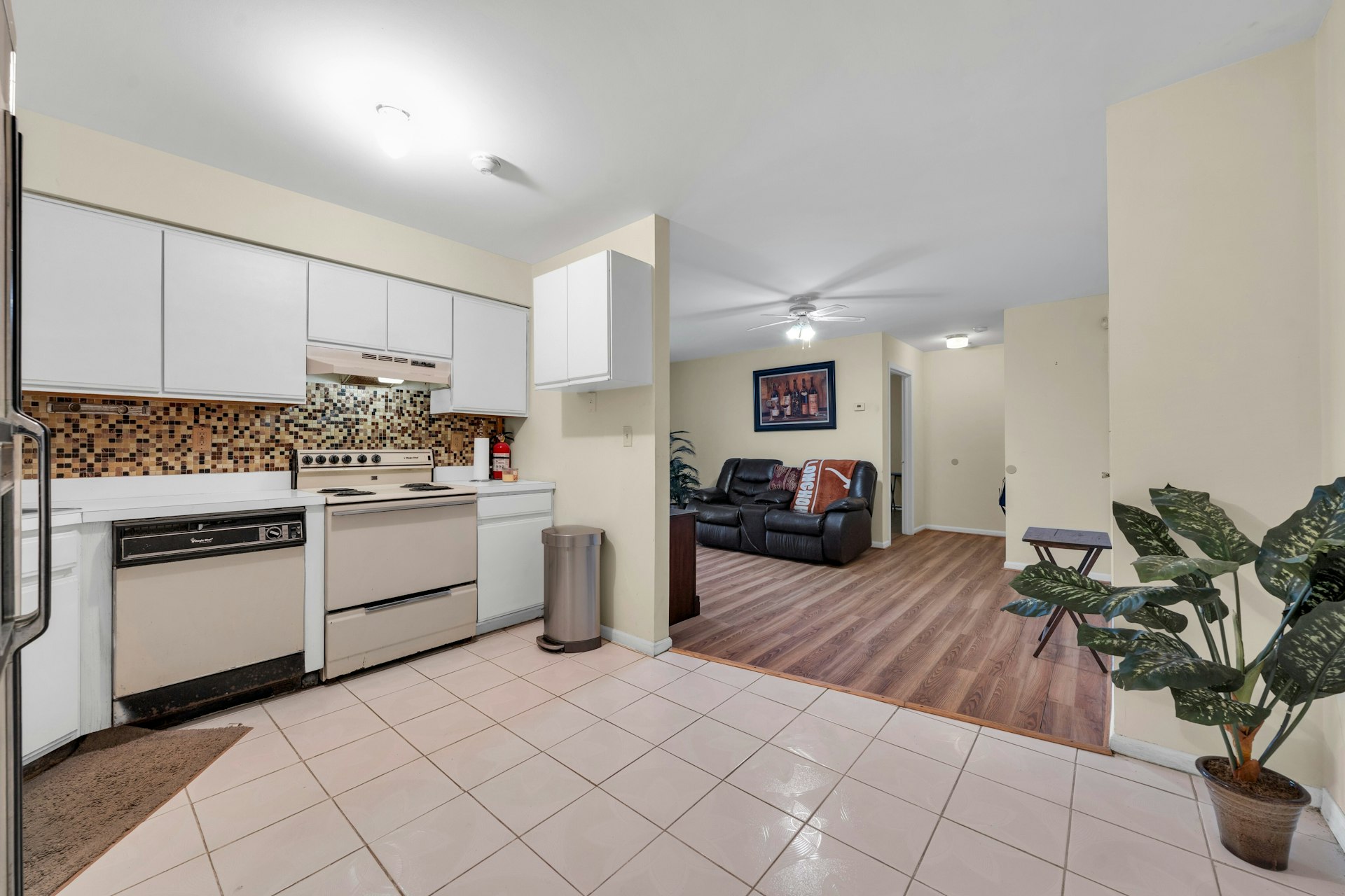 535-541 Bayway Ave 1D