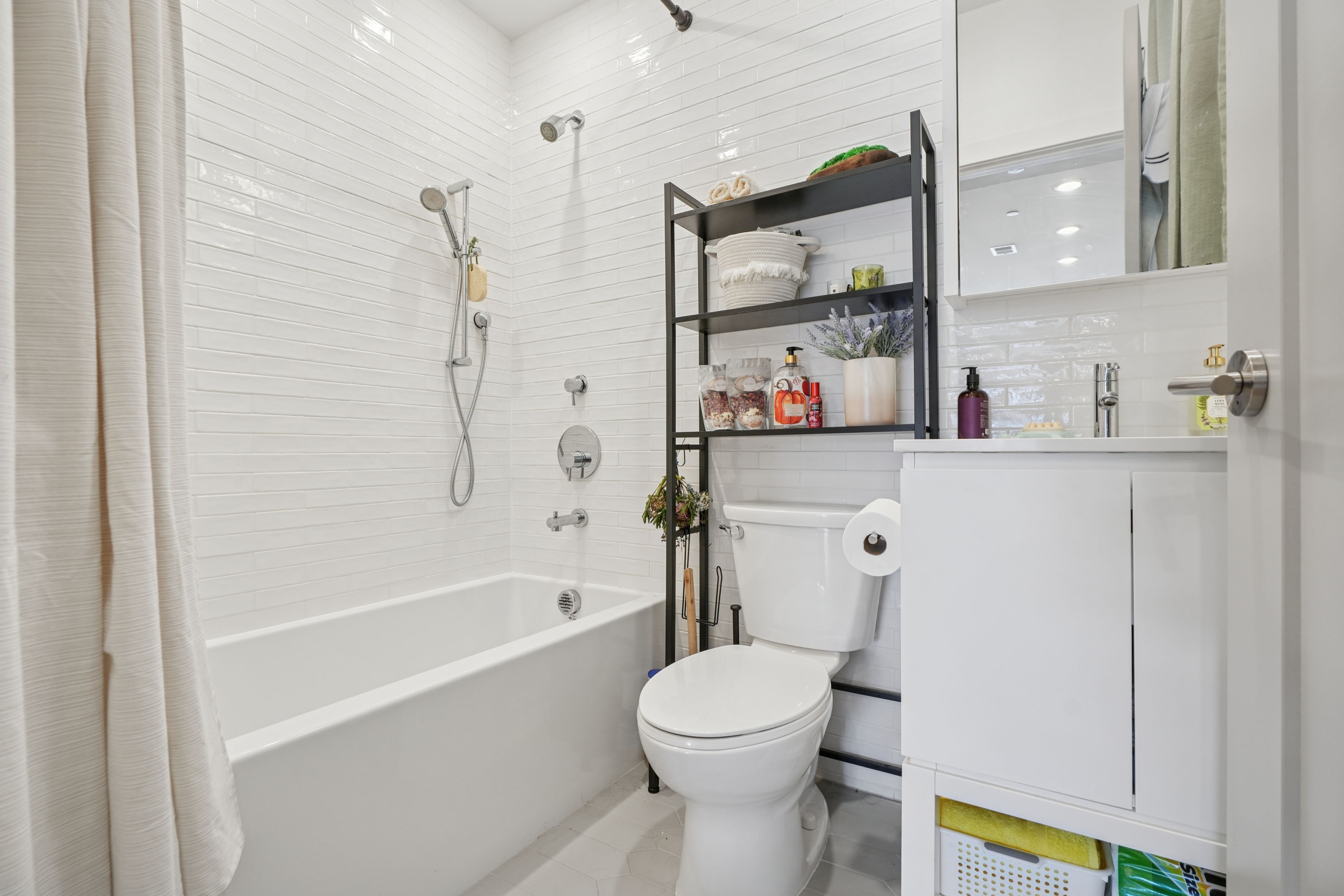 382 7th Street #4 