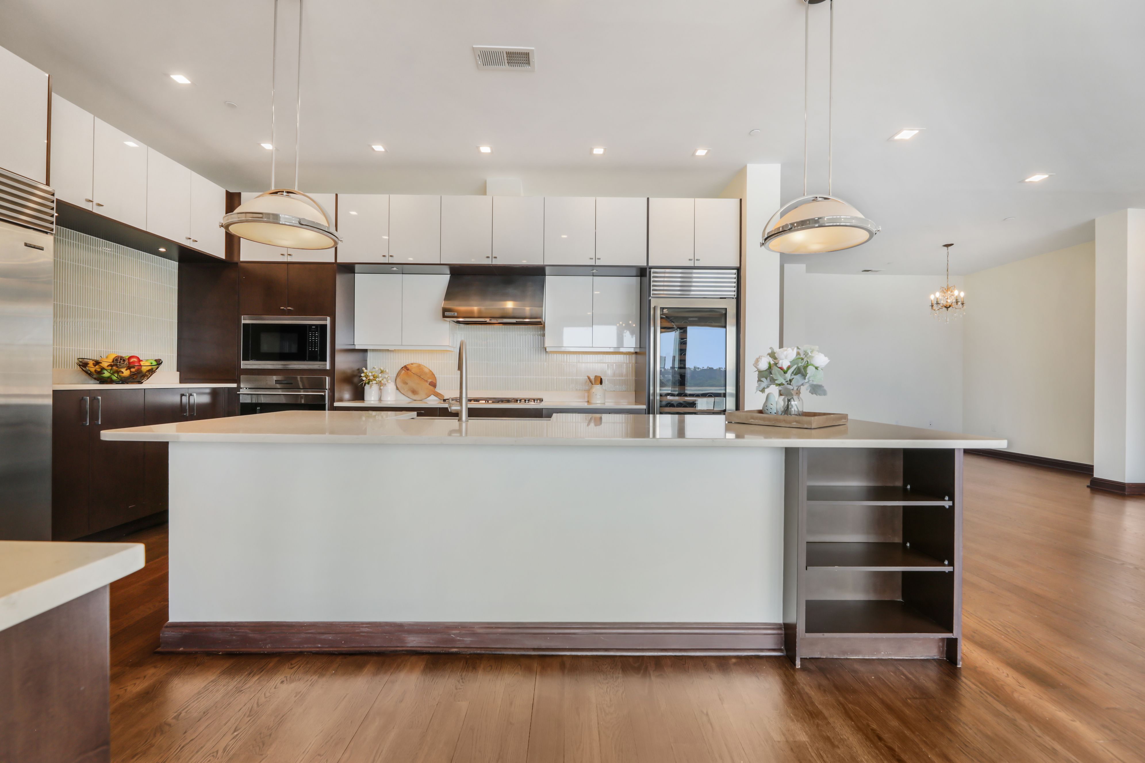 9 Somerset Lane #PH606-607 