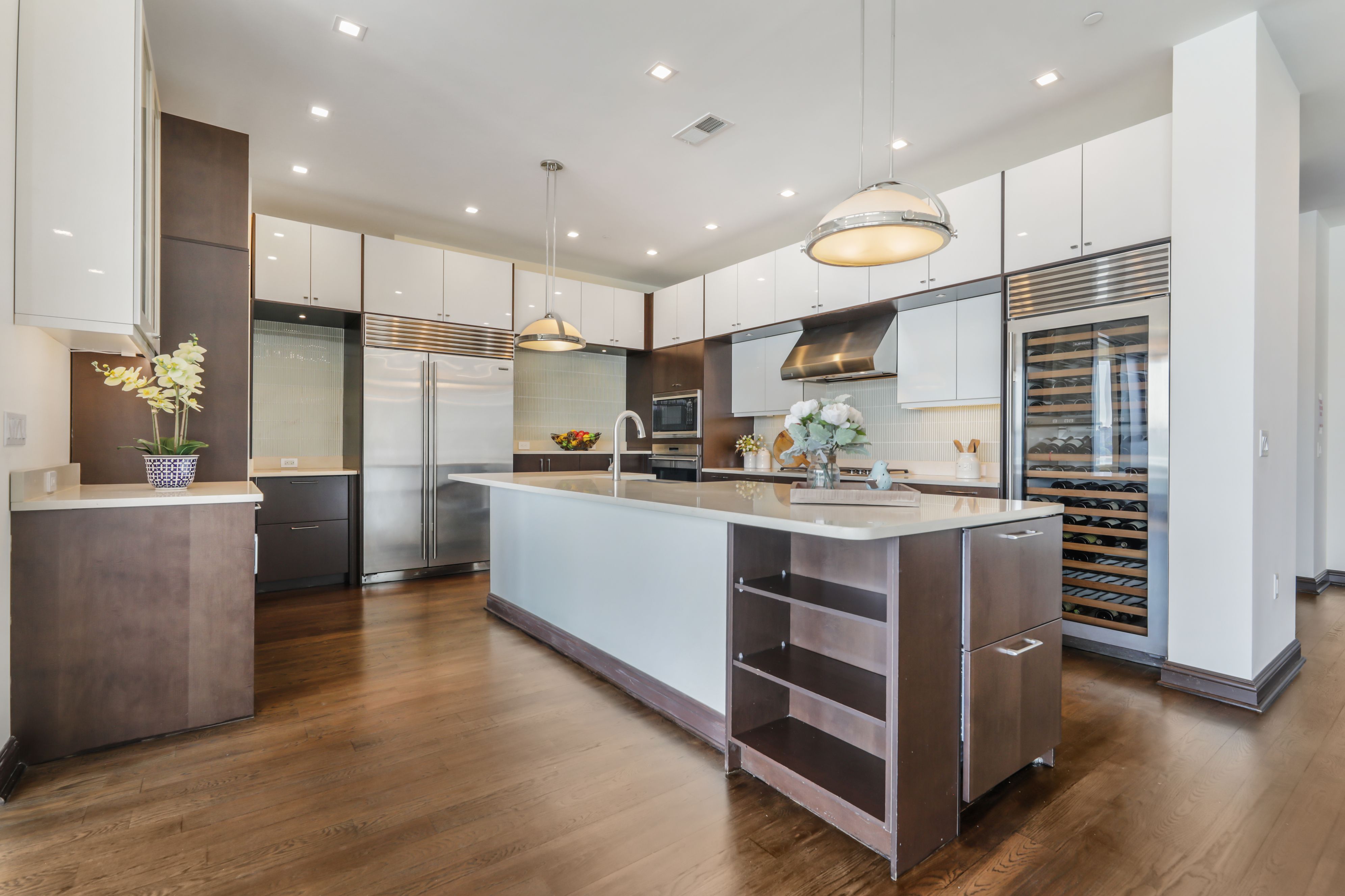 9 Somerset Lane #PH606-607 