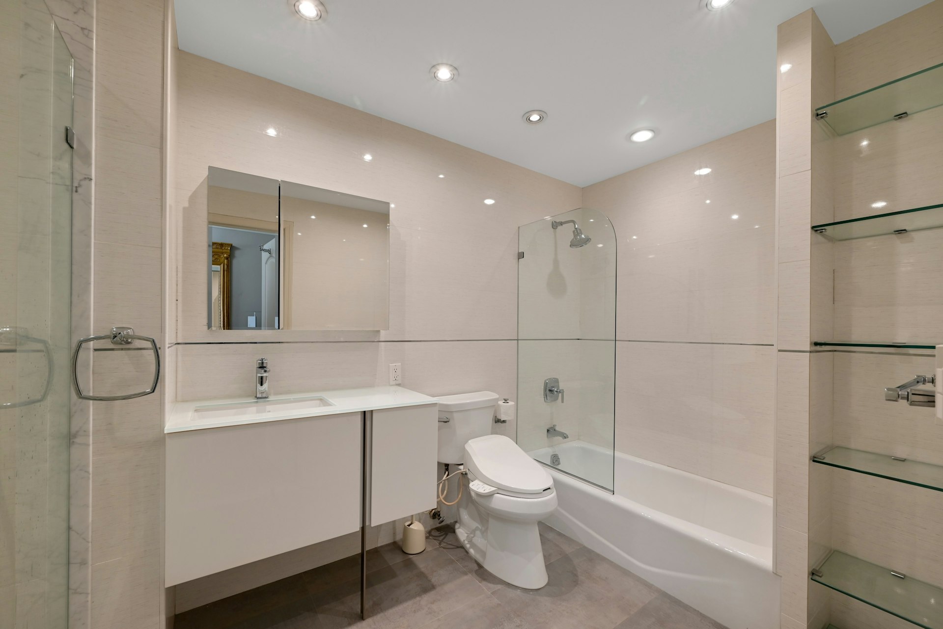 1530 Palisade Avenue 1L