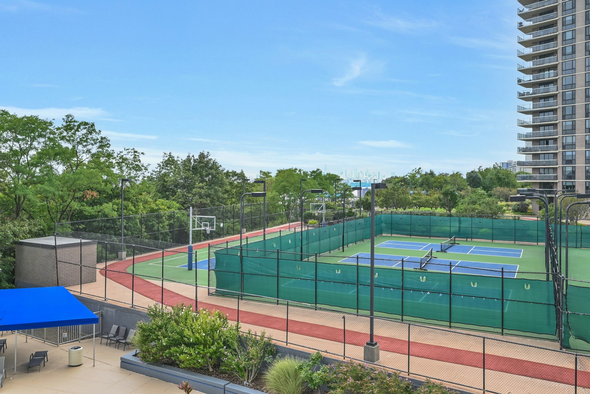 1530 Palisade Avenue 1L