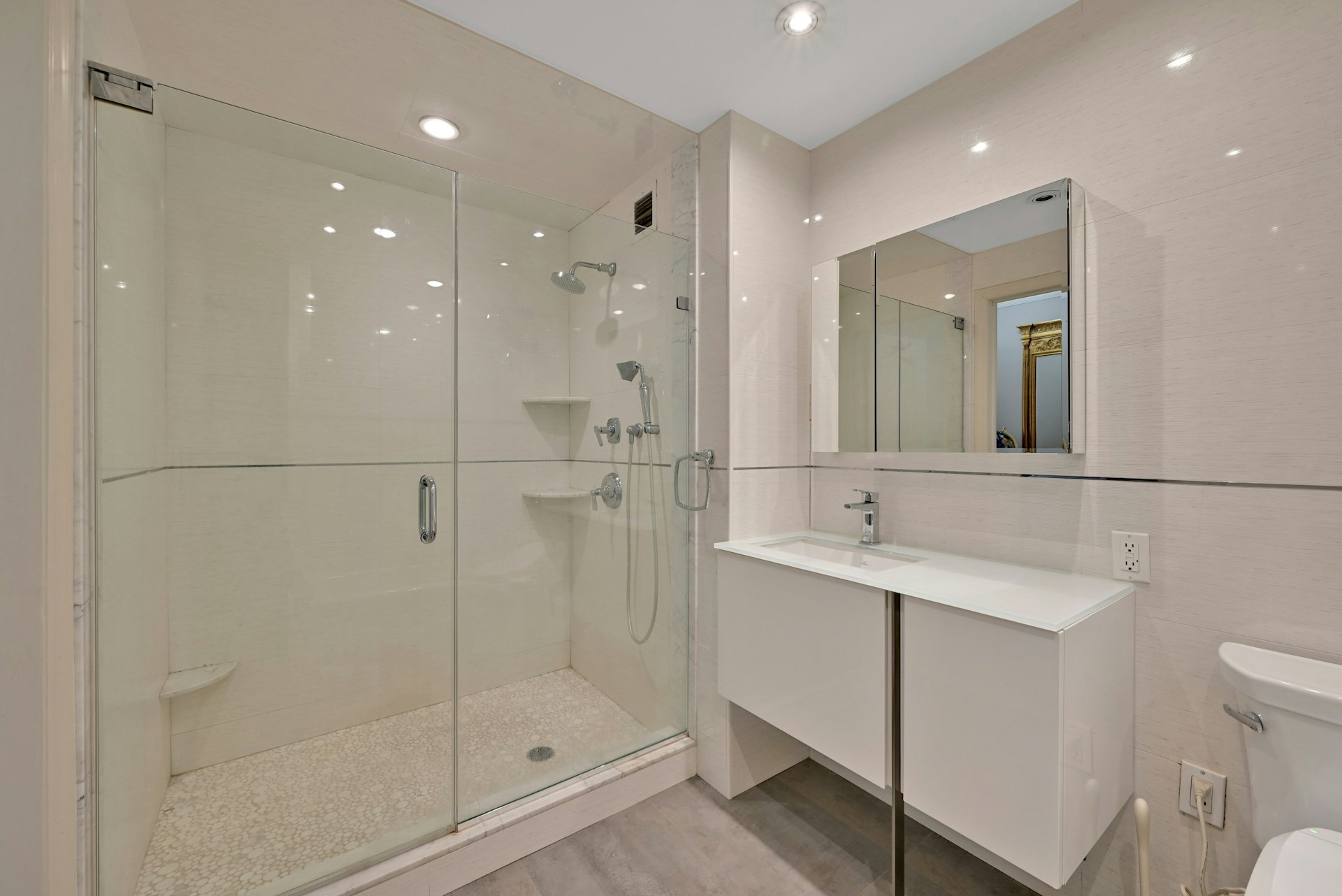 1530 Palisade Avenue 1L