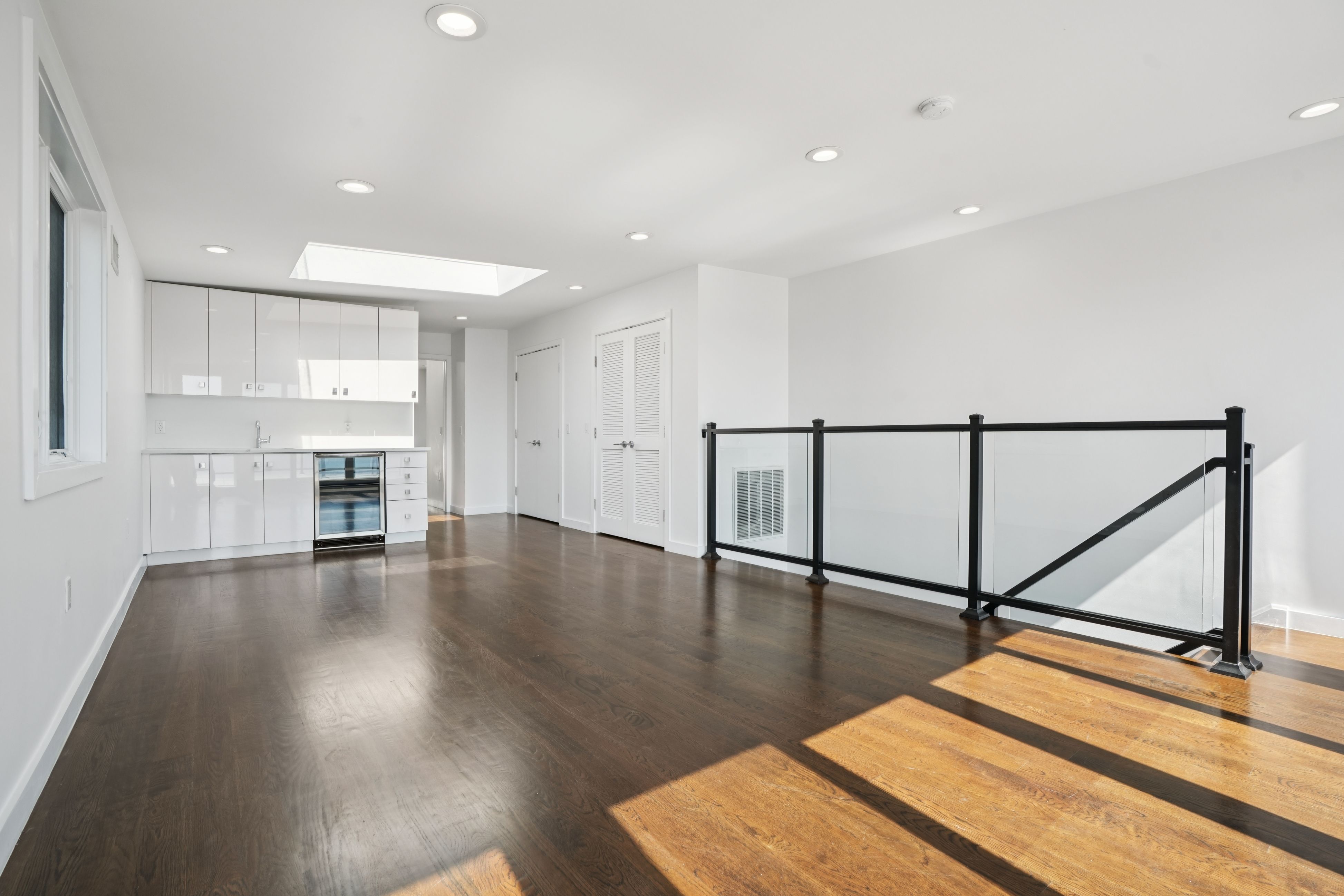 714 Undercliff Avenue Unit# 714