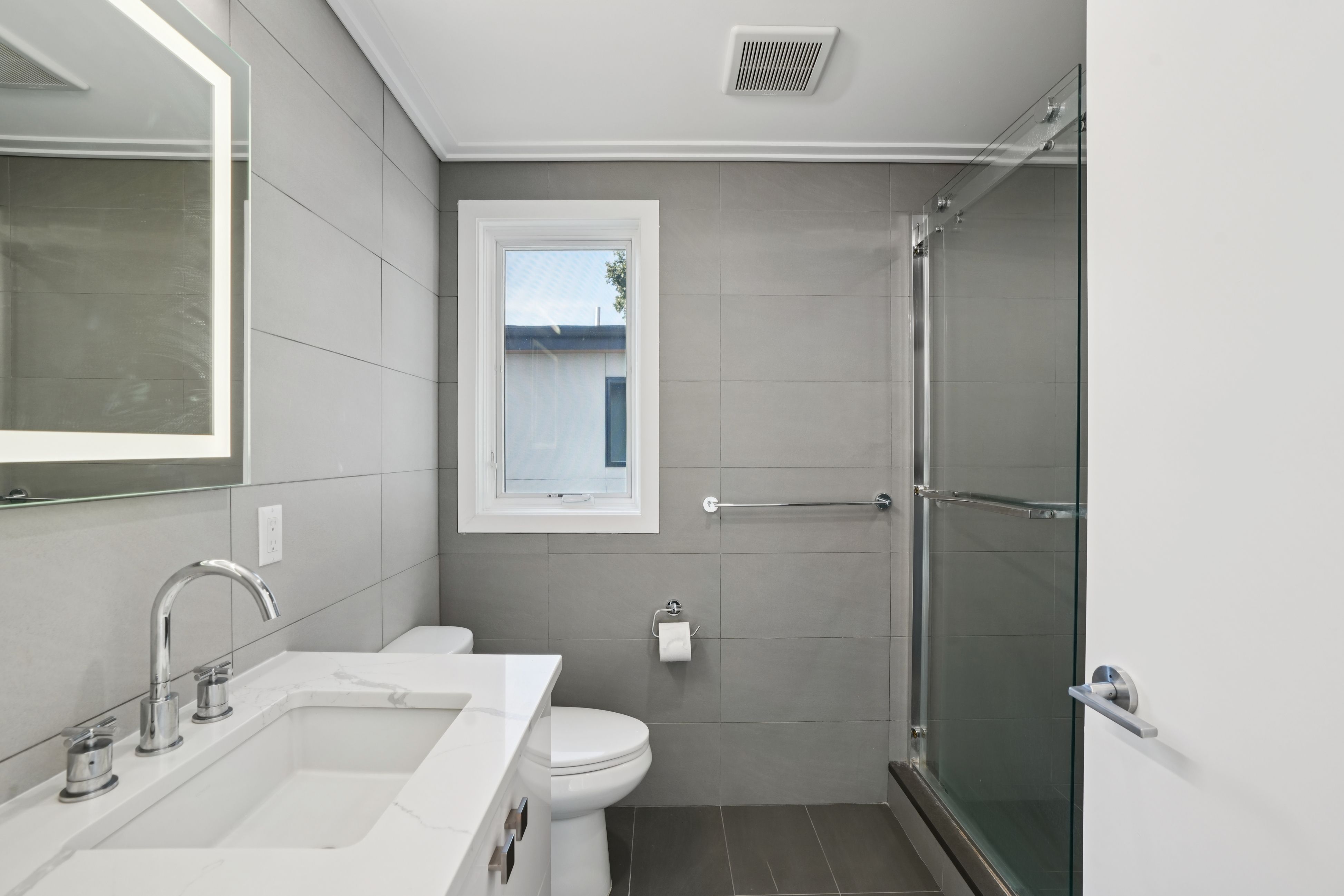 714 Undercliff Avenue Unit# 714