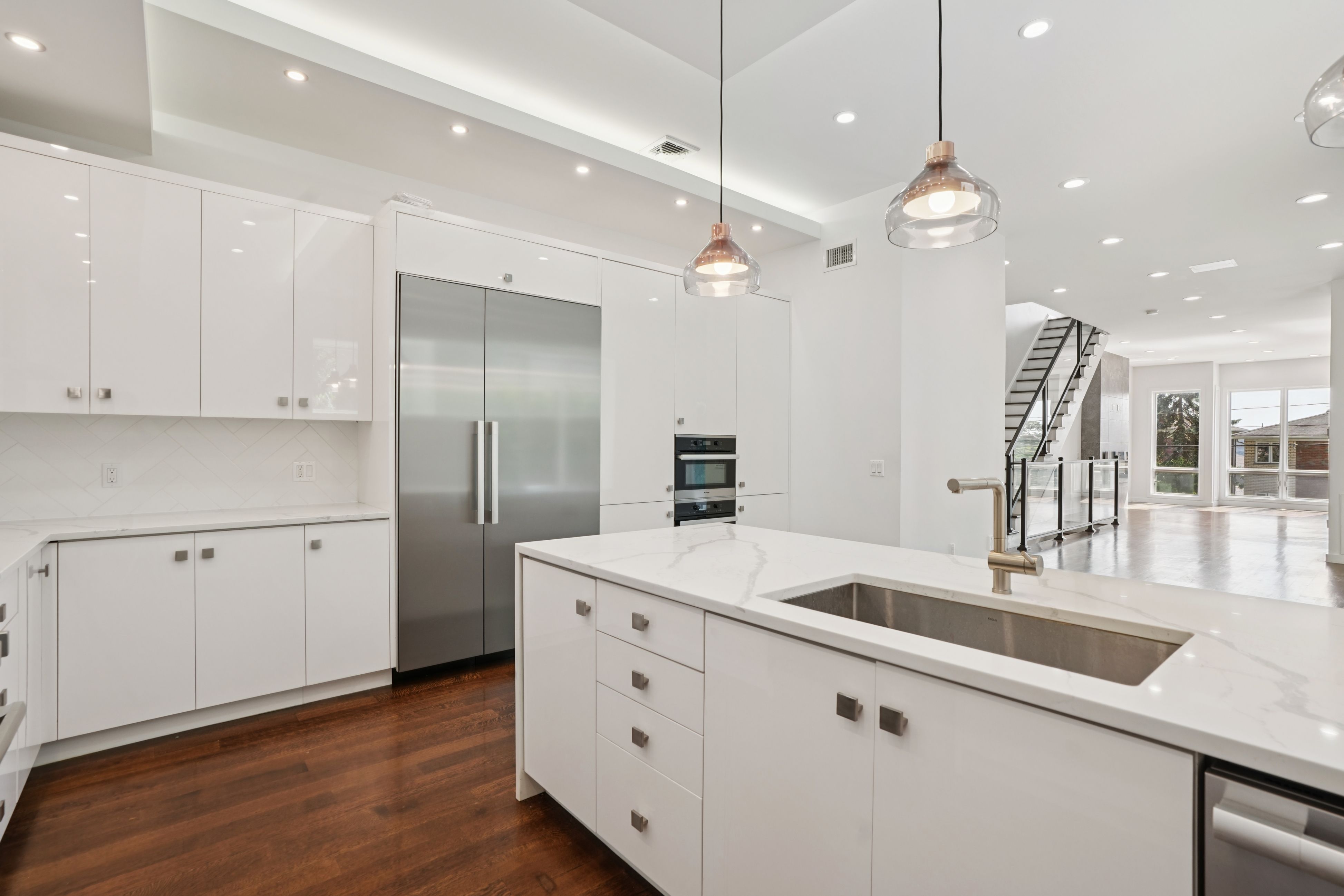 714 Undercliff Avenue Unit# 714