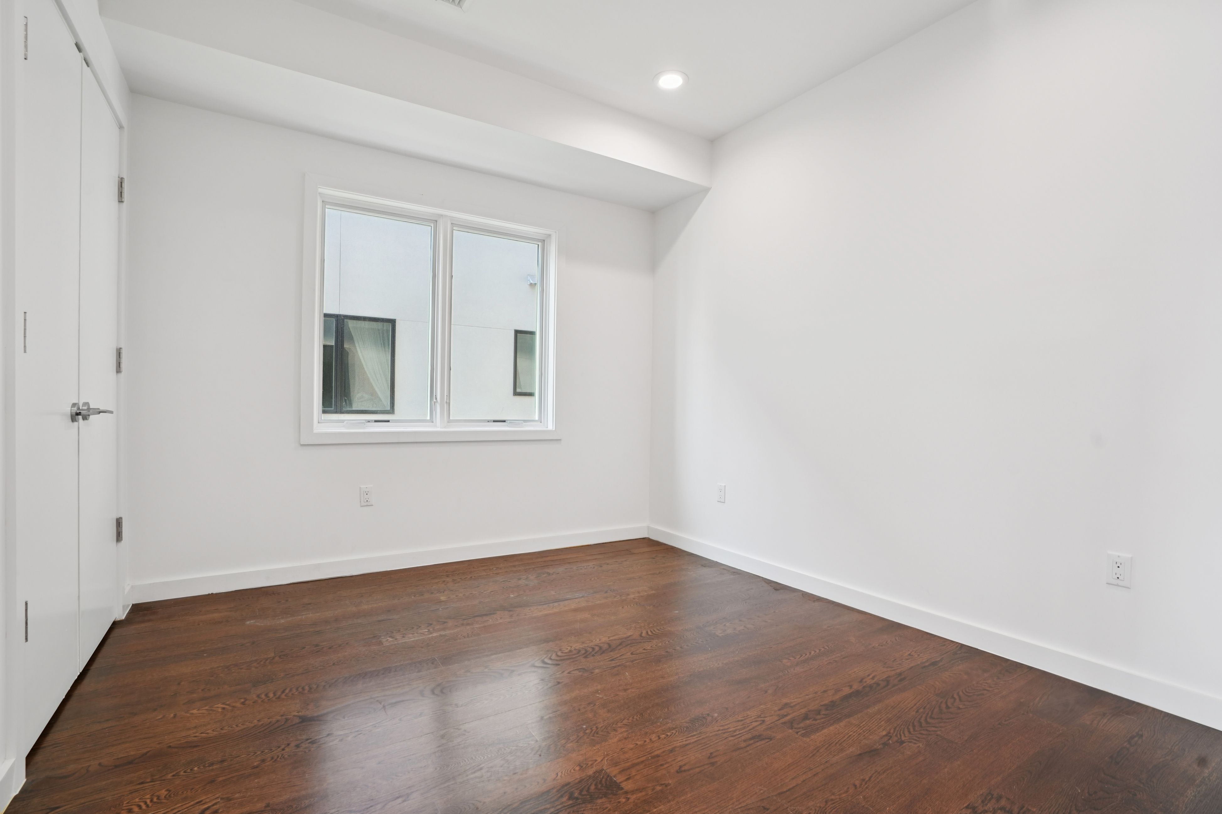 714 Undercliff Avenue Unit# 714