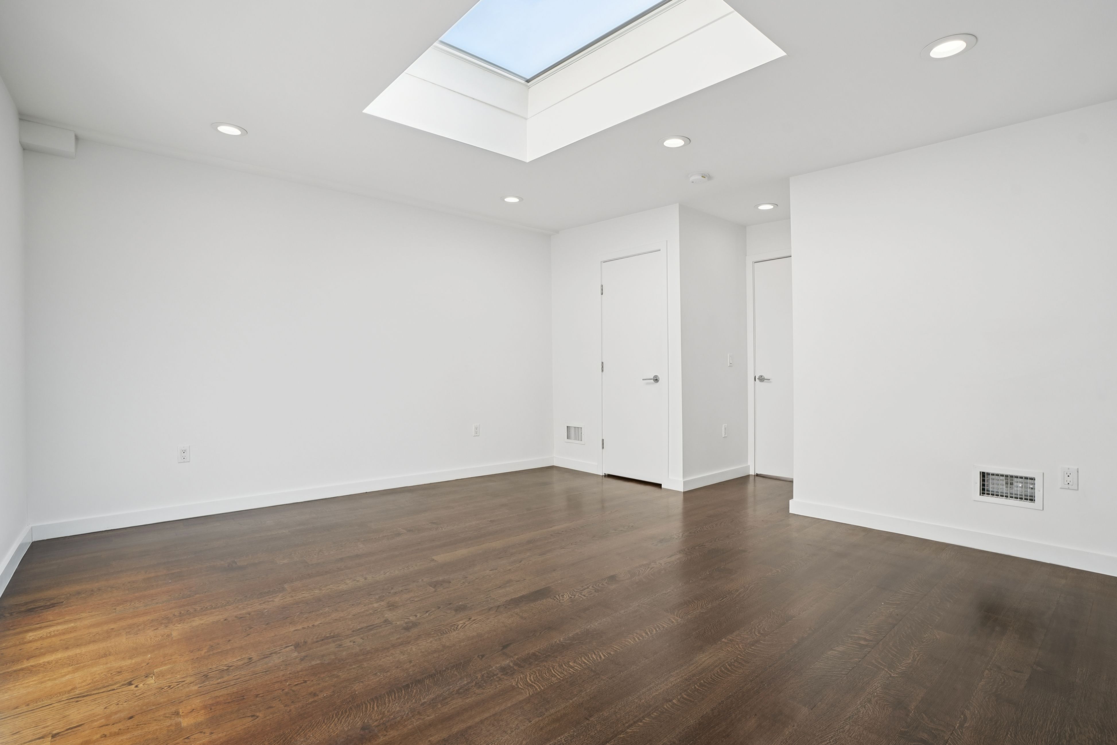 714 Undercliff Avenue Unit# 714