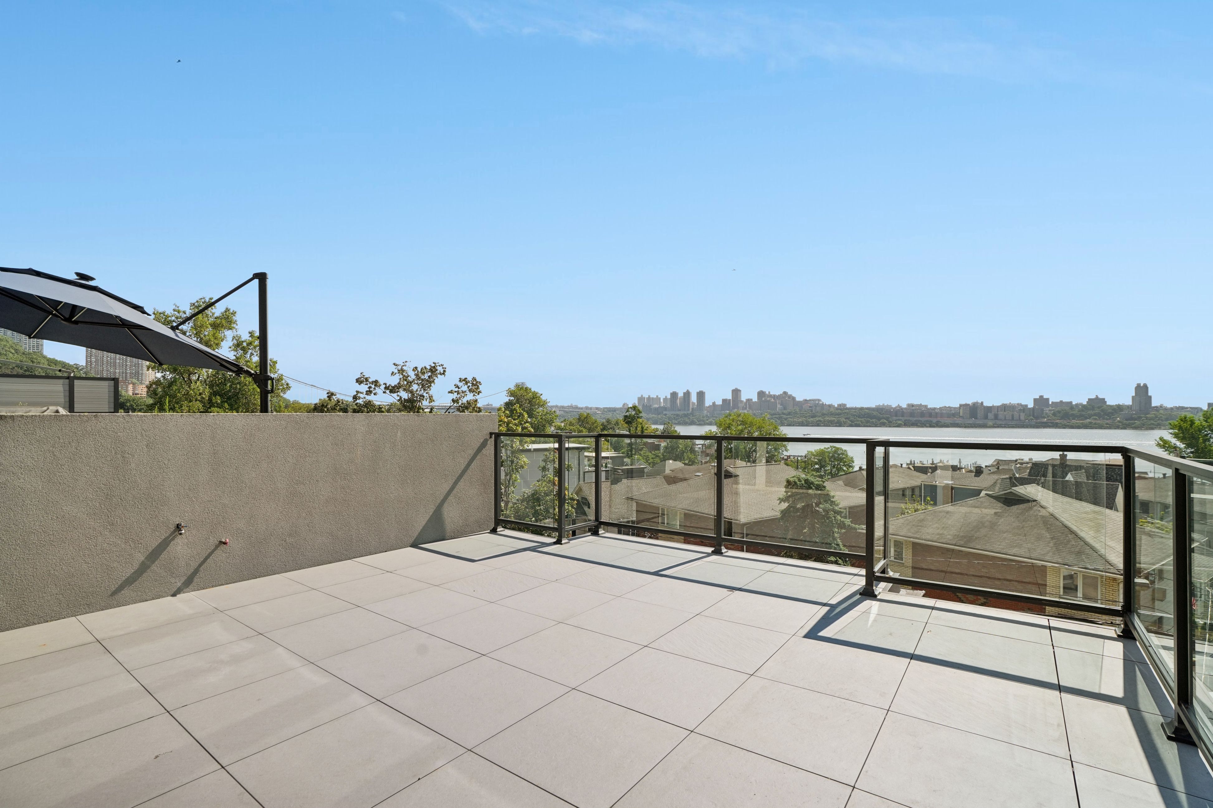 714 Undercliff Avenue Unit# 714