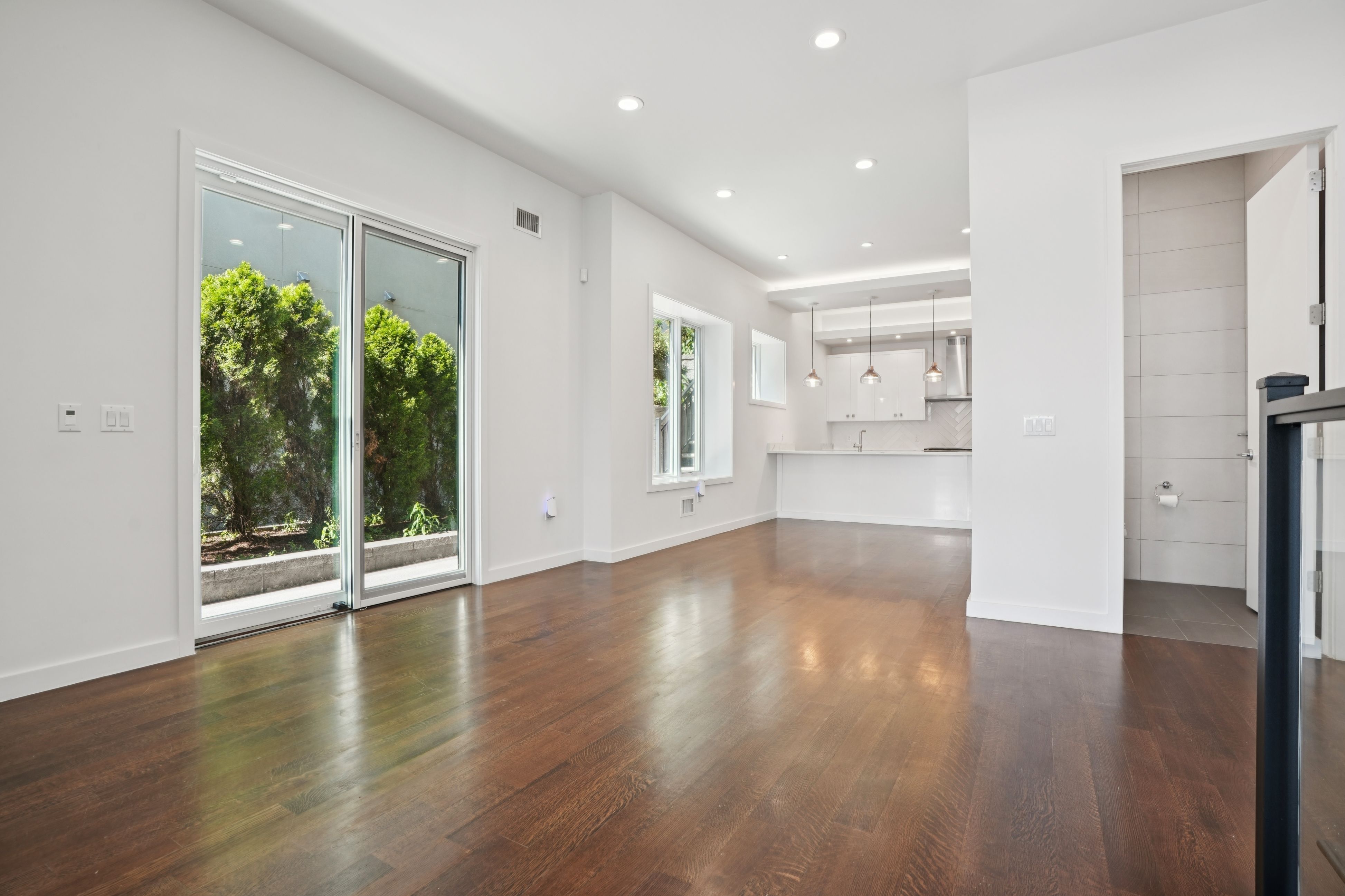 714 Undercliff Avenue Unit# 714