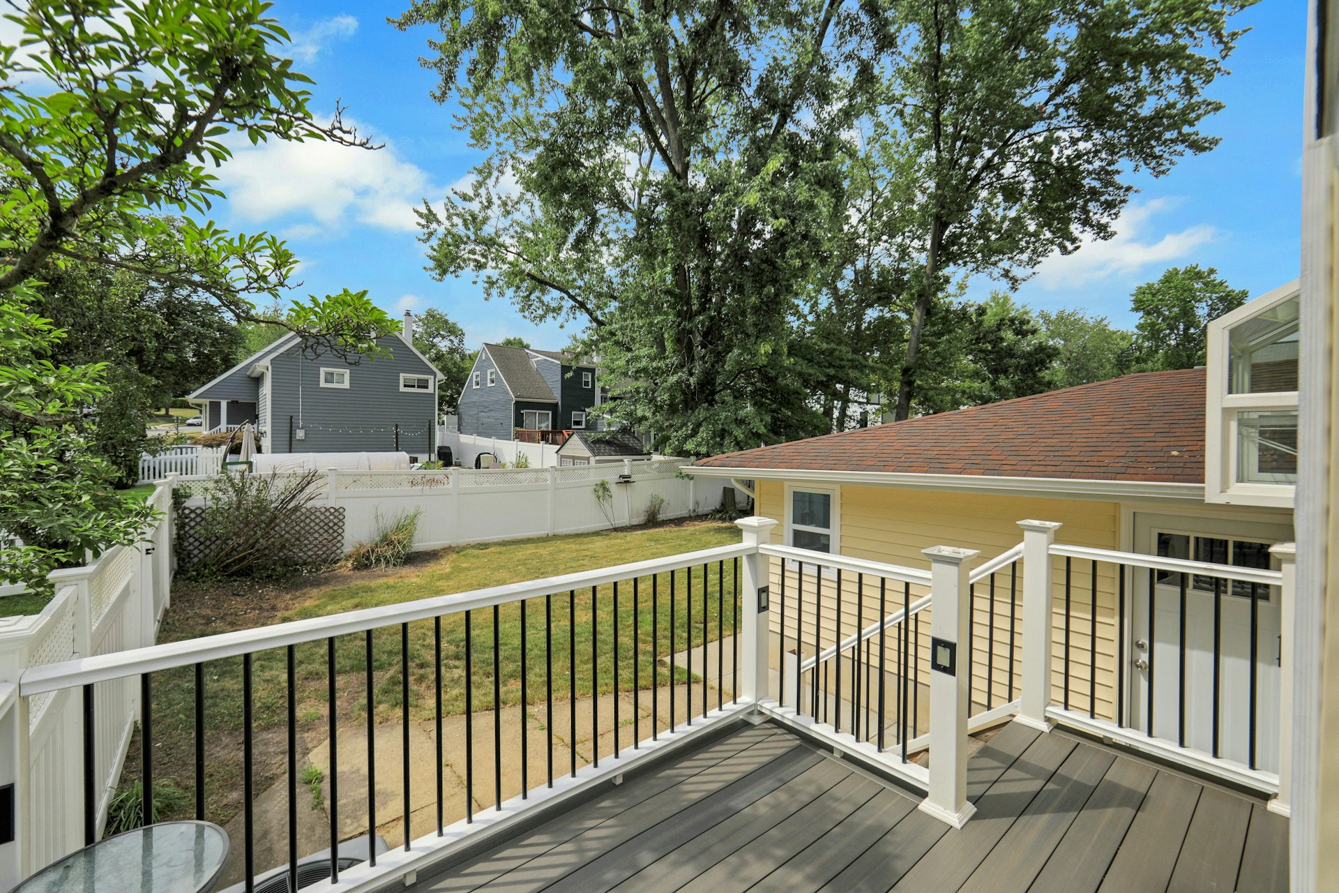 556 Sandra Place 