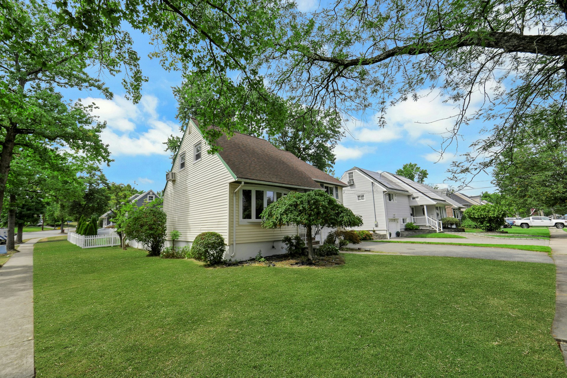 556 Sandra Place 