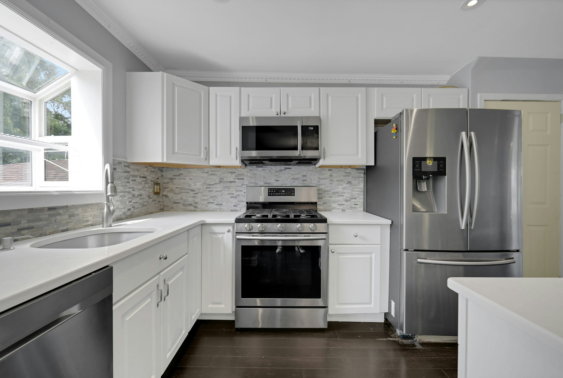 556 Sandra Place 