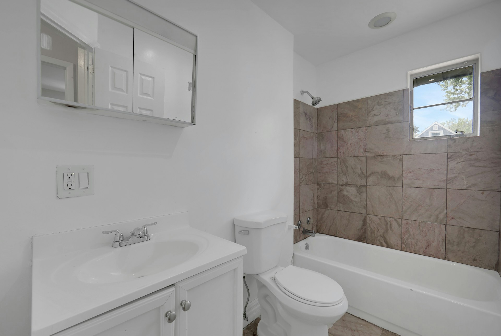 556 Sandra Place 