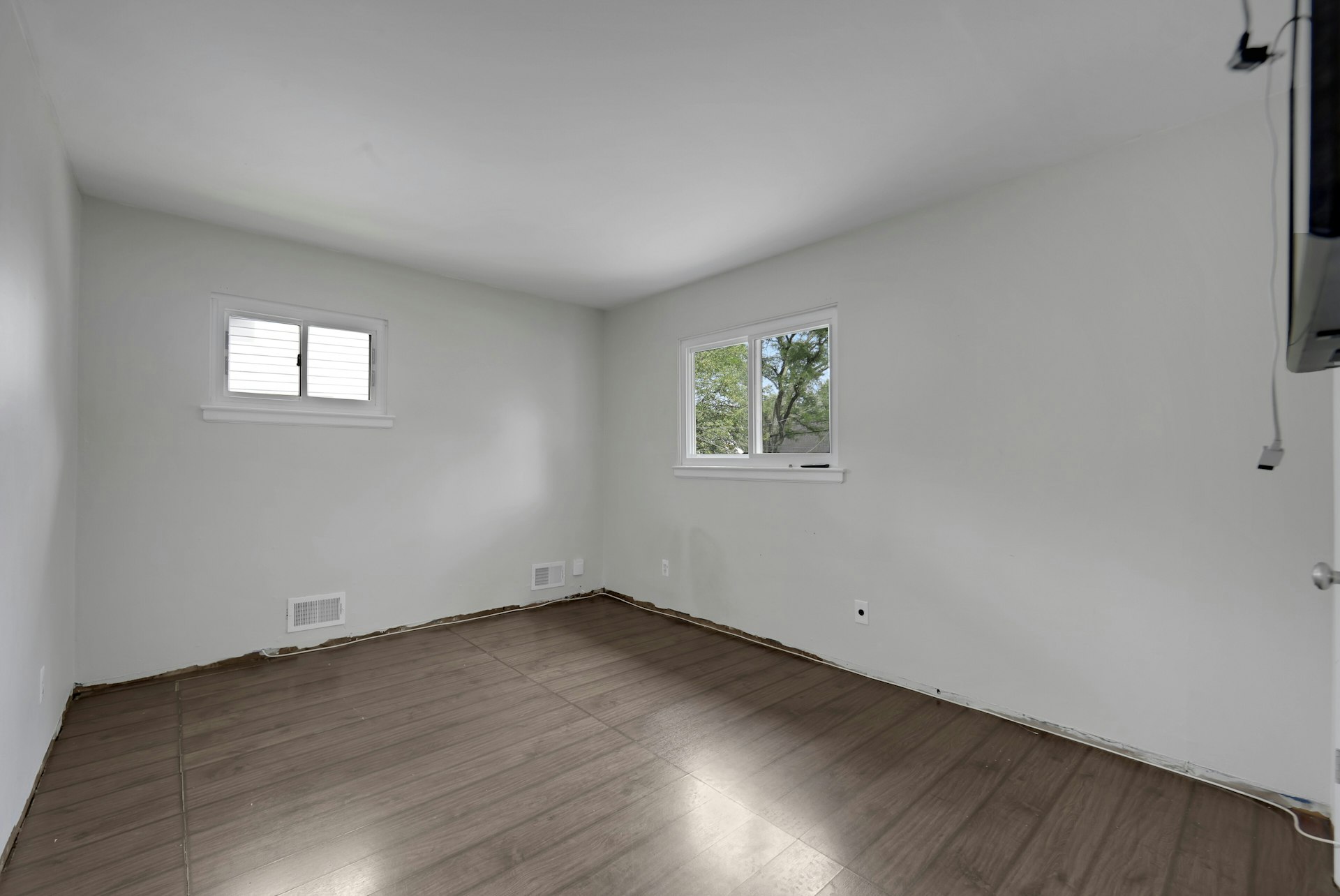 556 Sandra Place 