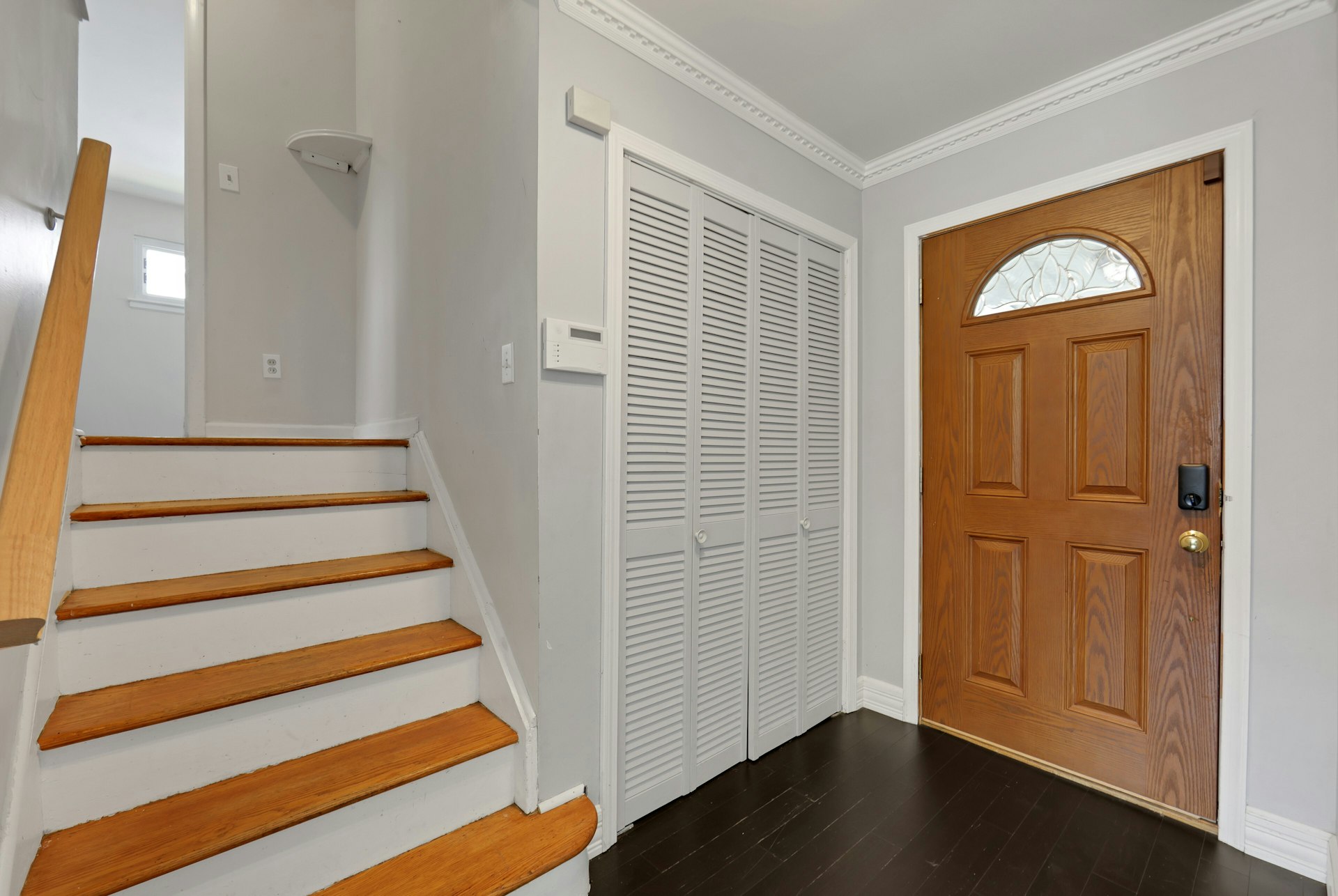 556 Sandra Place 