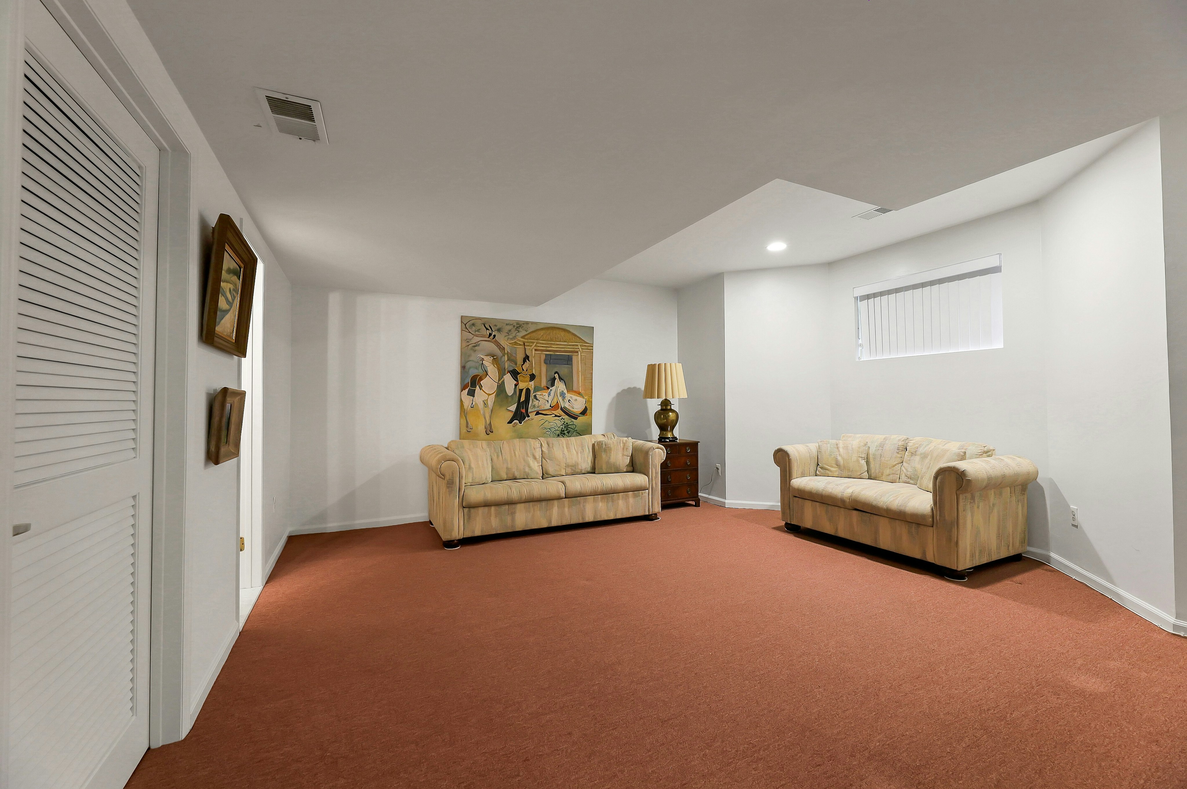 24 Fair Ridge Court 