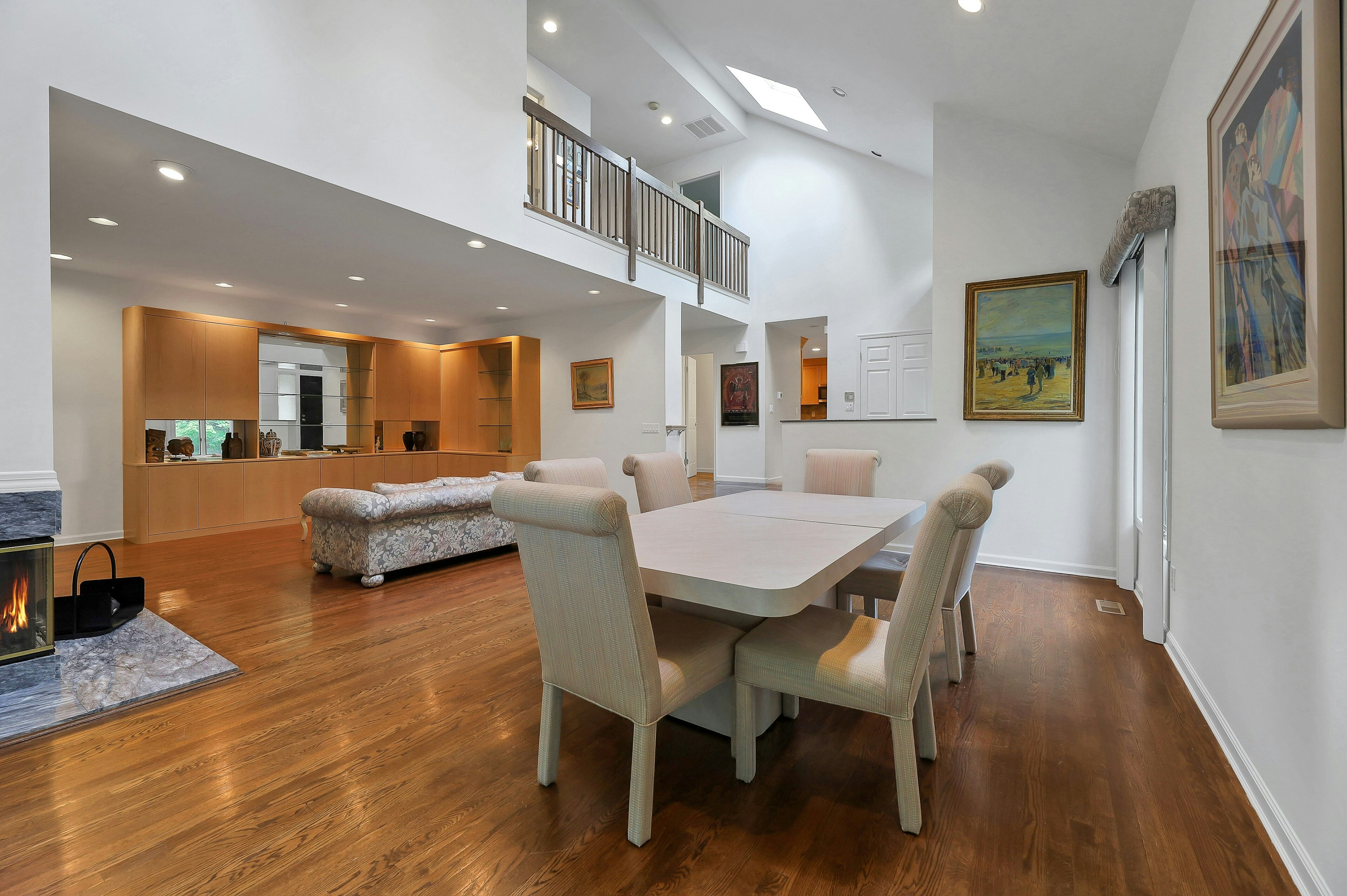 24 Fair Ridge Court 