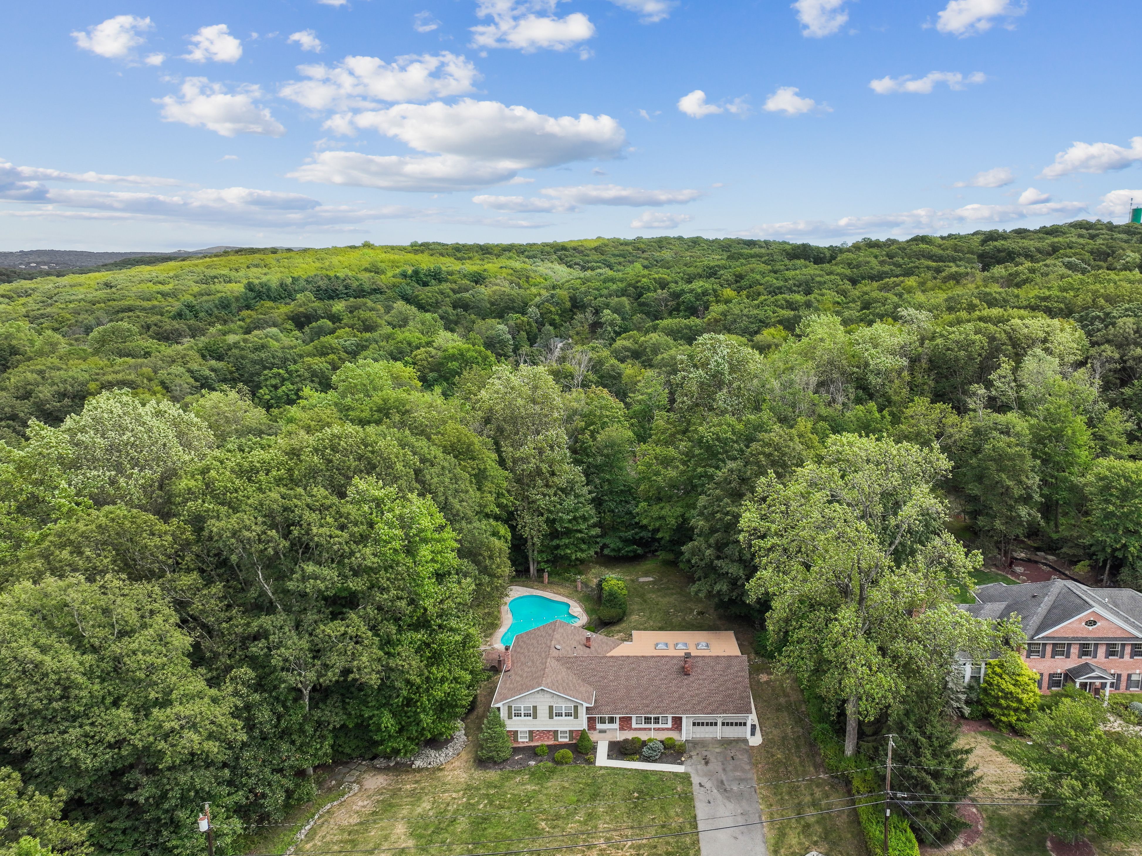 5 Powderhorn Drive 