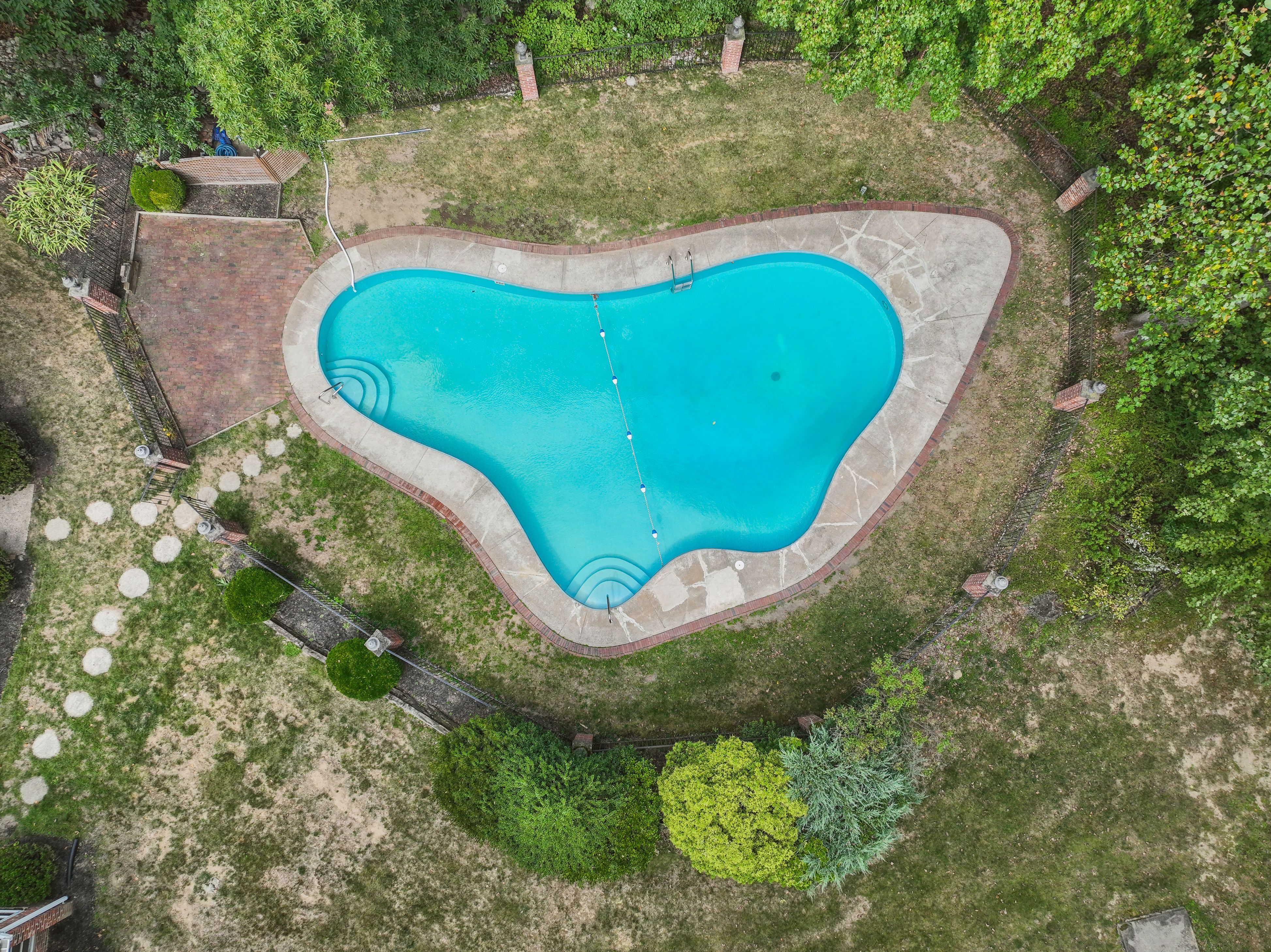 5 Powderhorn Drive 