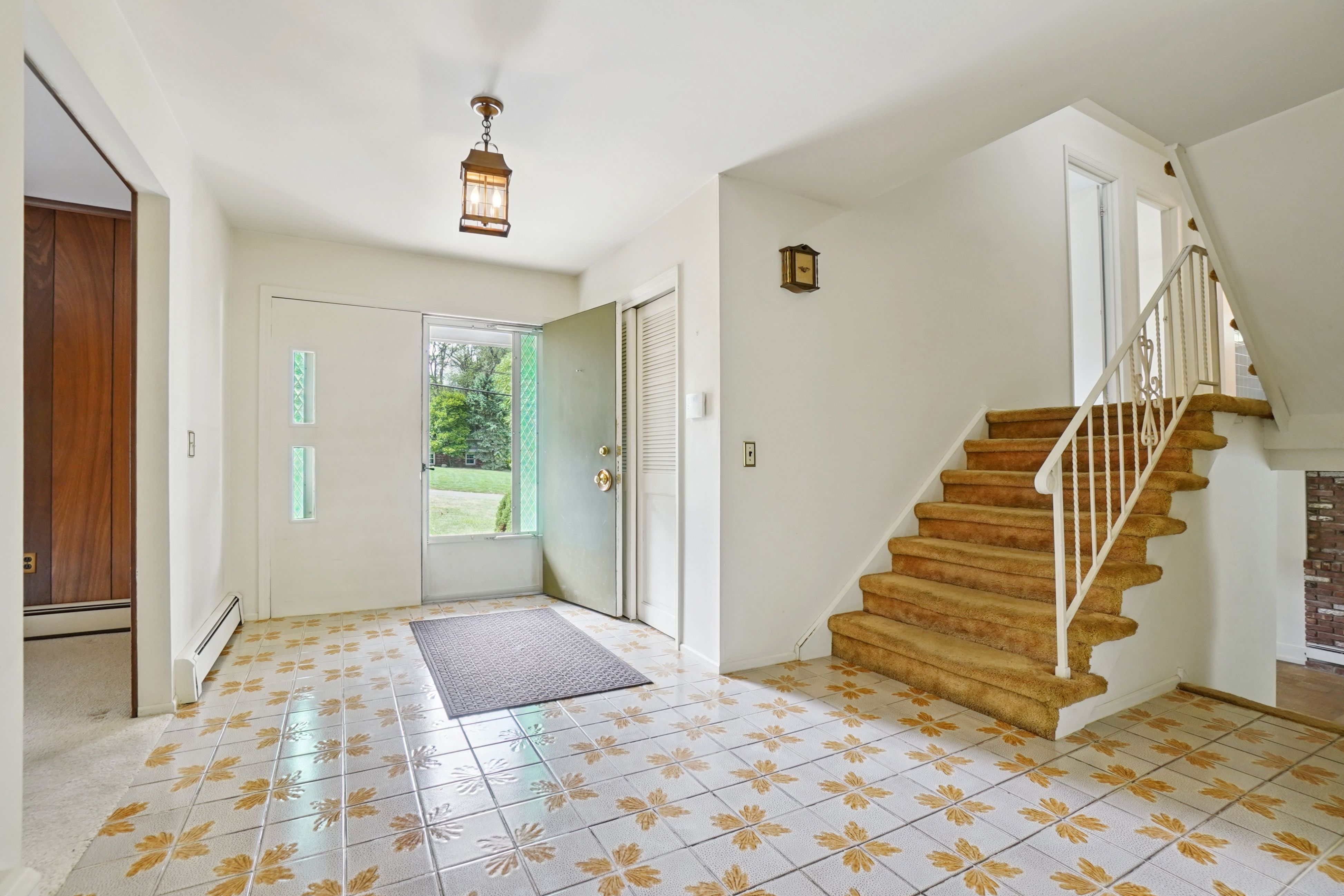 5 Powderhorn Drive 
