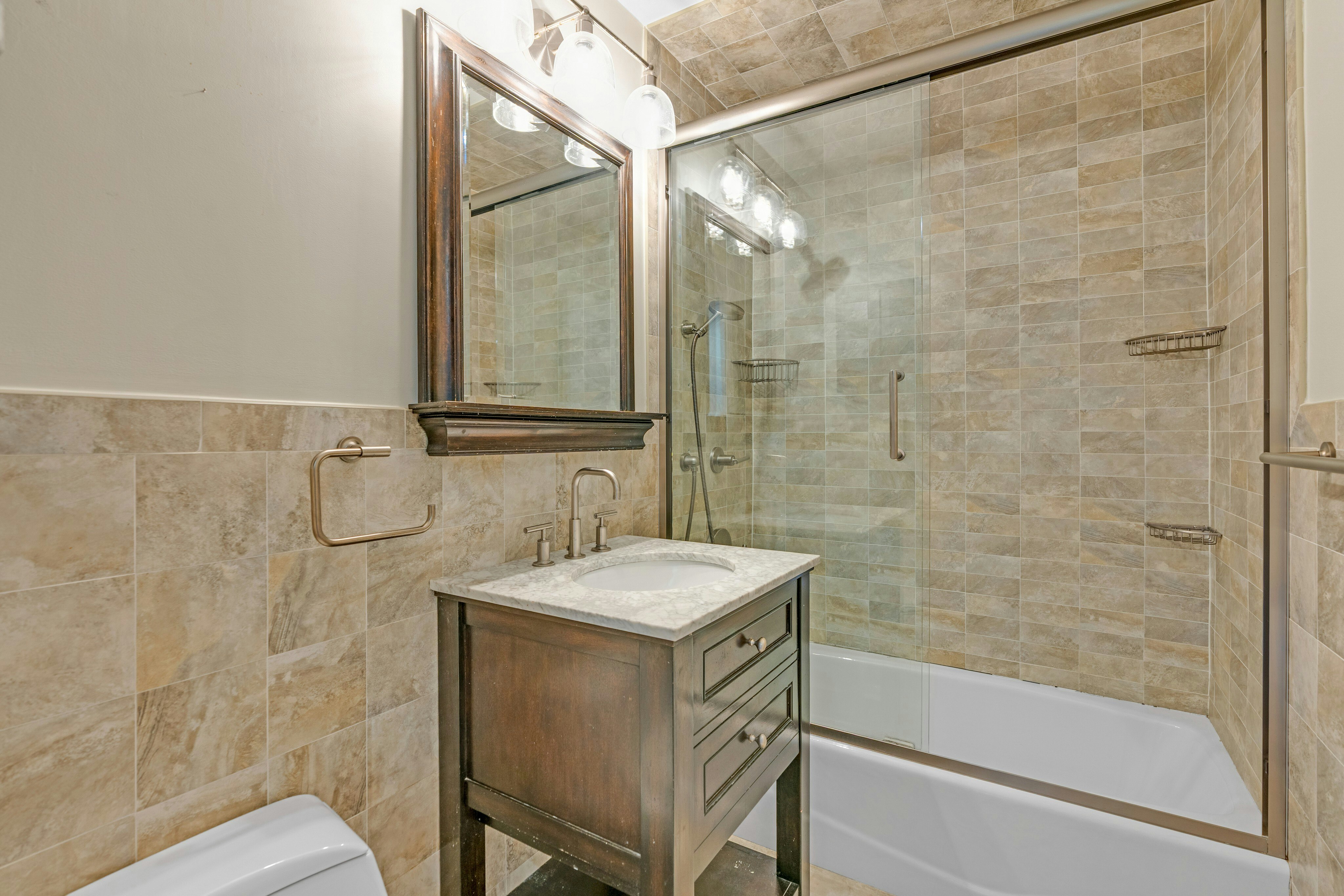 2000 Linwood Avenue #21S 