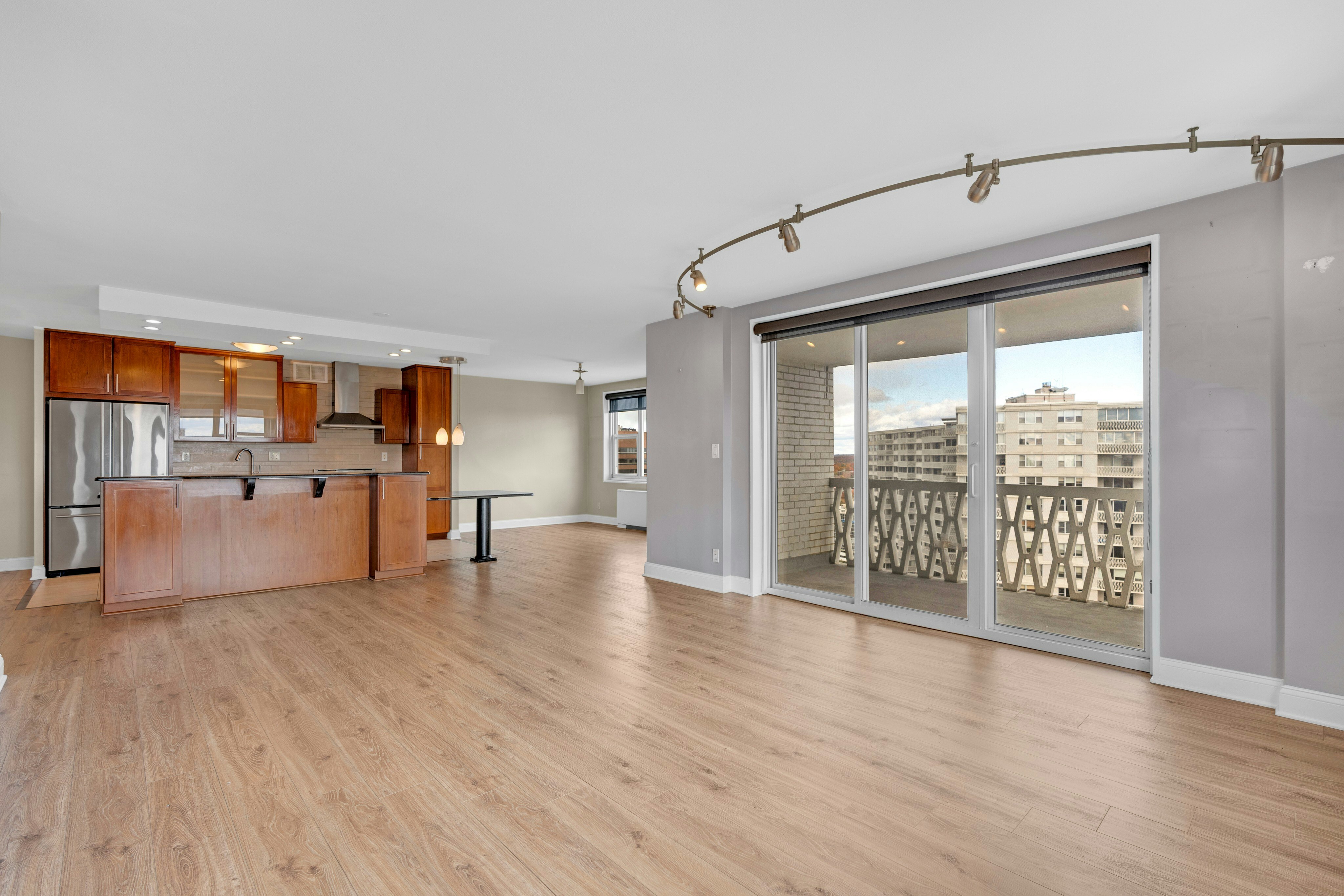 2000 Linwood Avenue #21S 