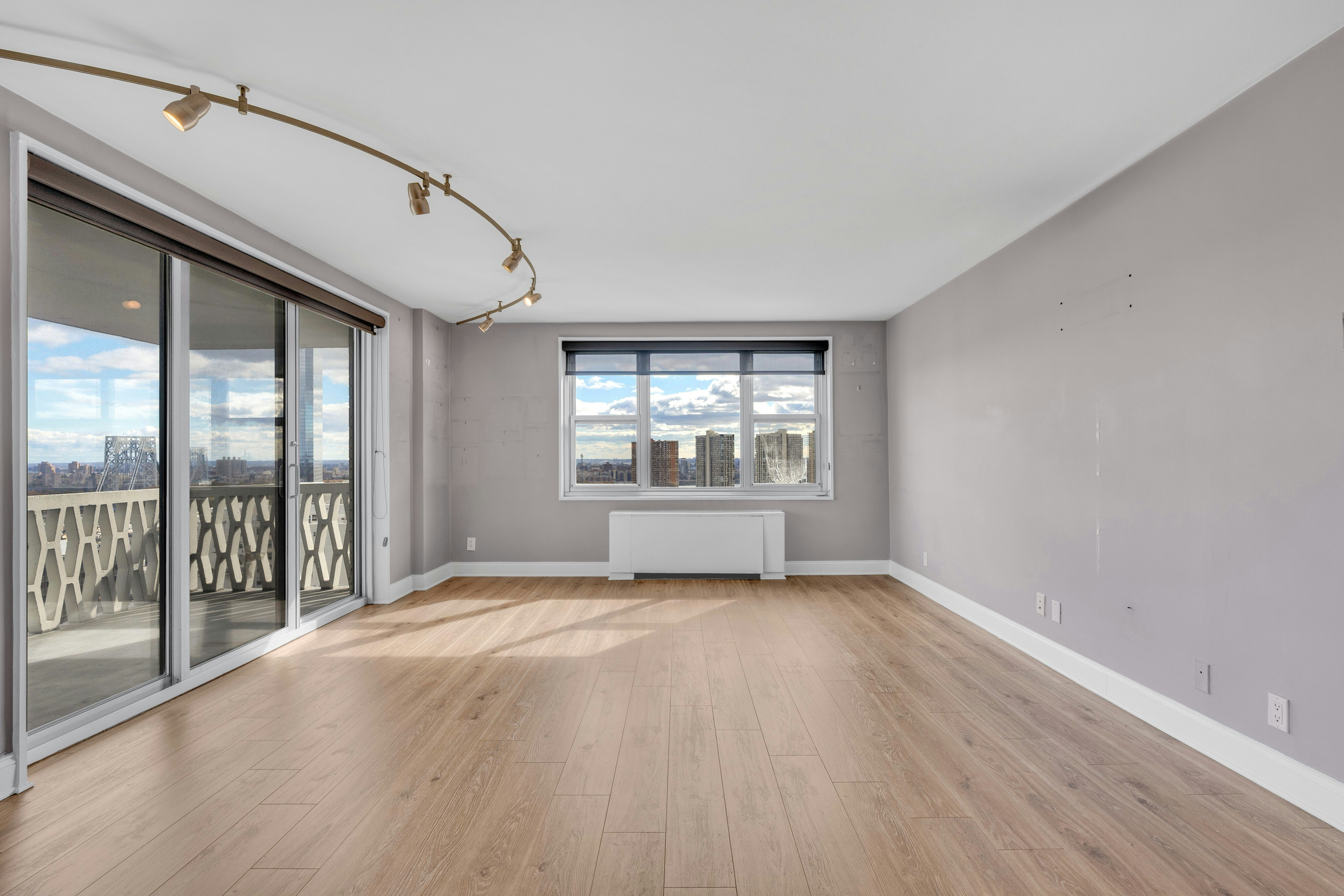 2000 Linwood Avenue #21S 