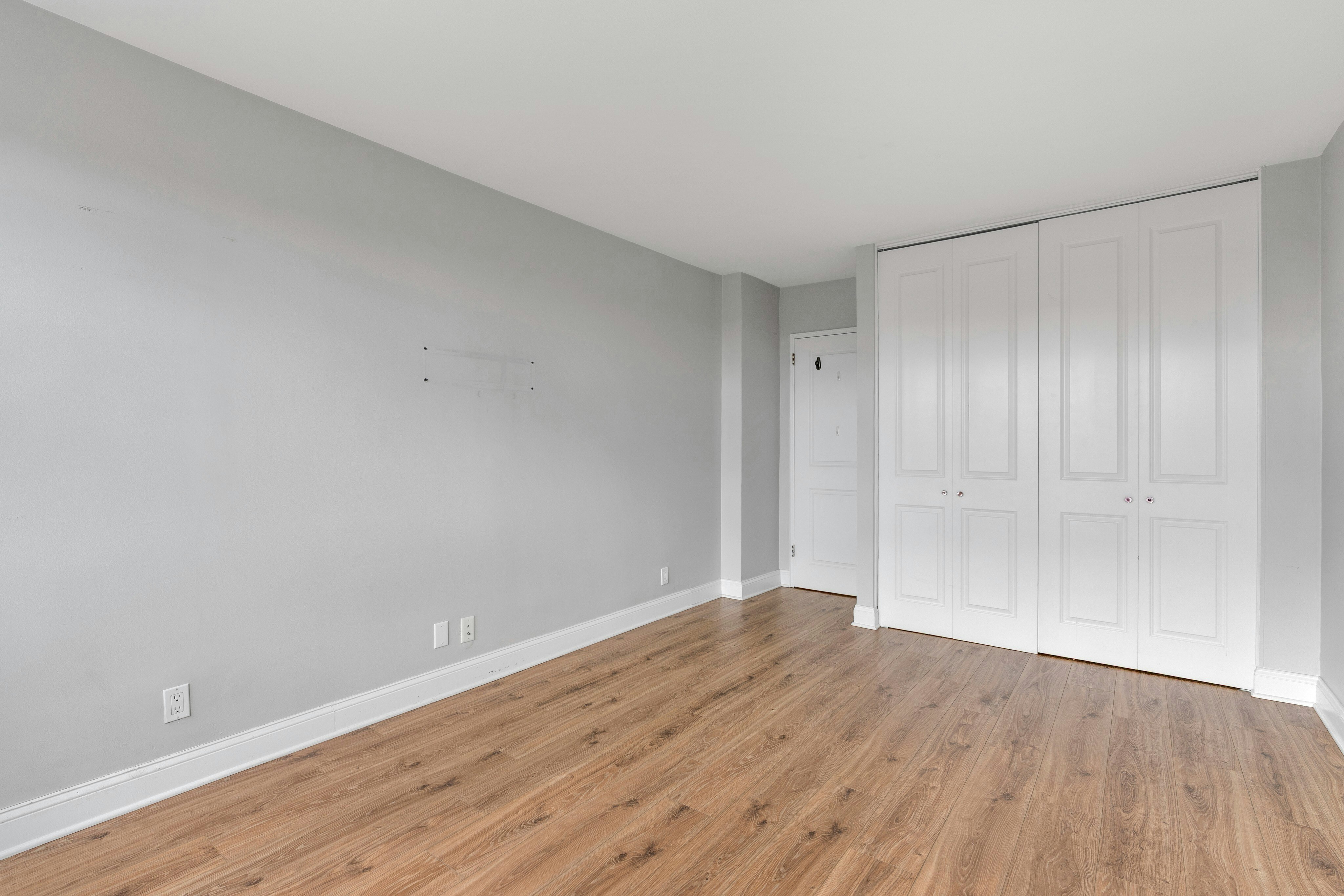 2000 Linwood Avenue #21S 