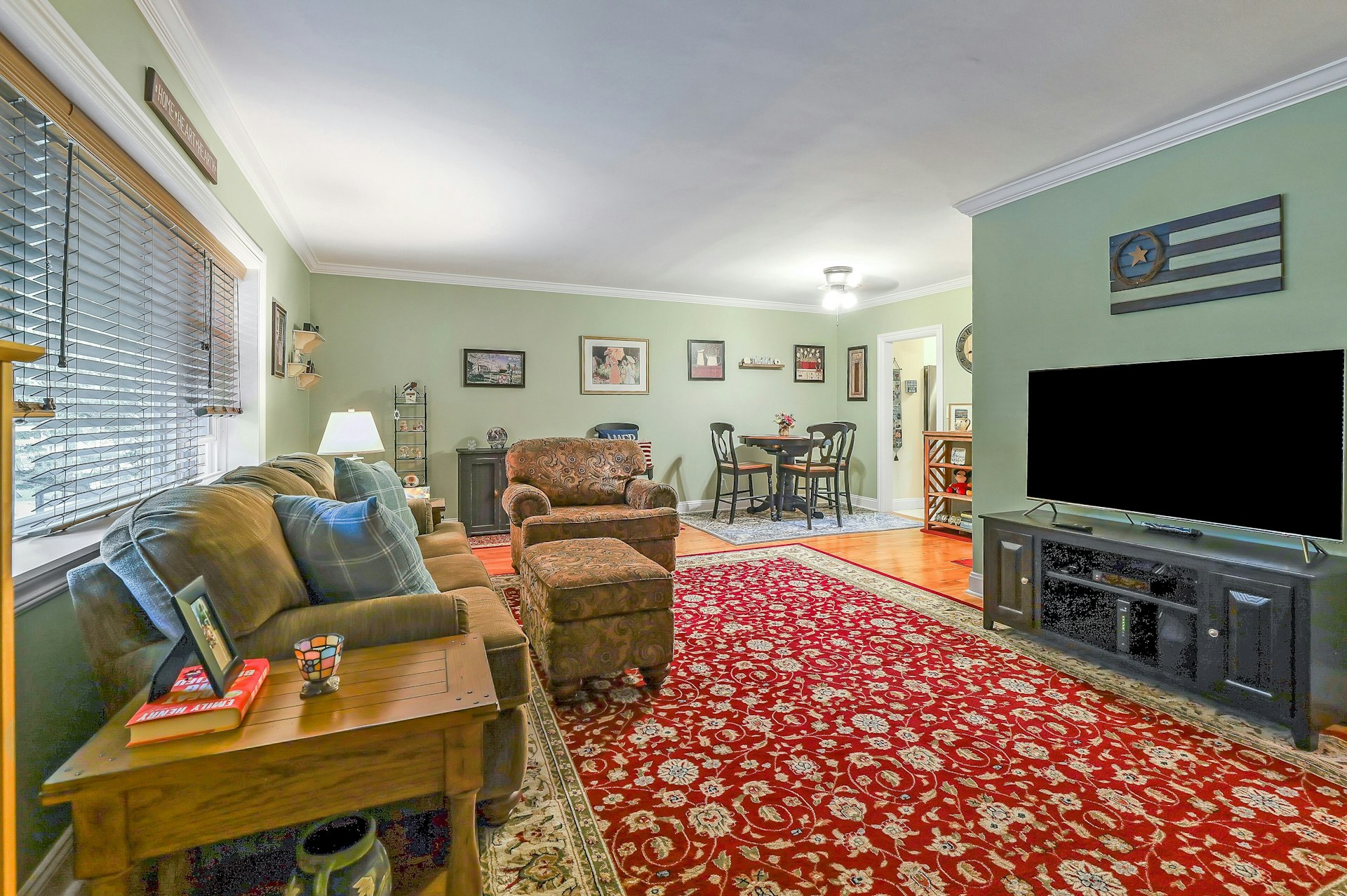 76 Franklin Ave Unit B