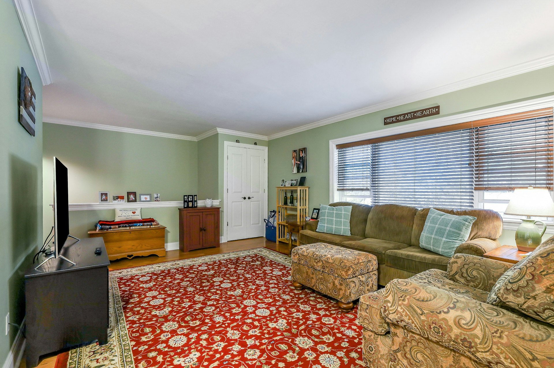 76 Franklin Ave Unit B