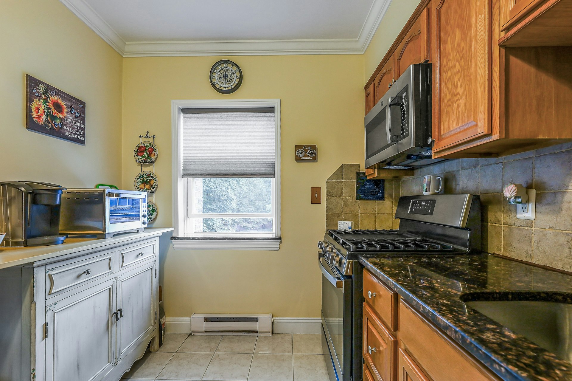 76 Franklin Ave Unit B