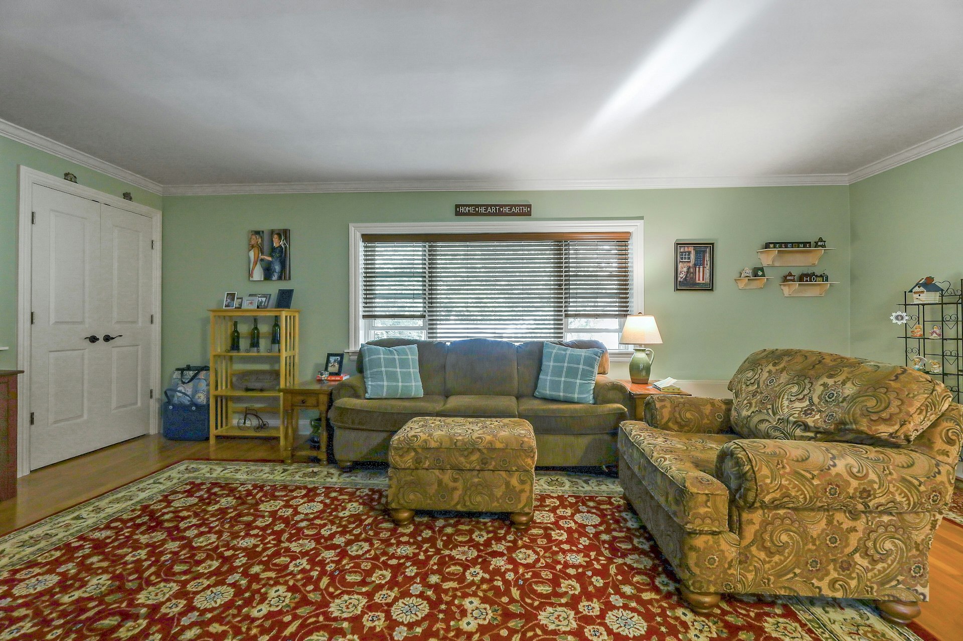 76 Franklin Ave Unit B