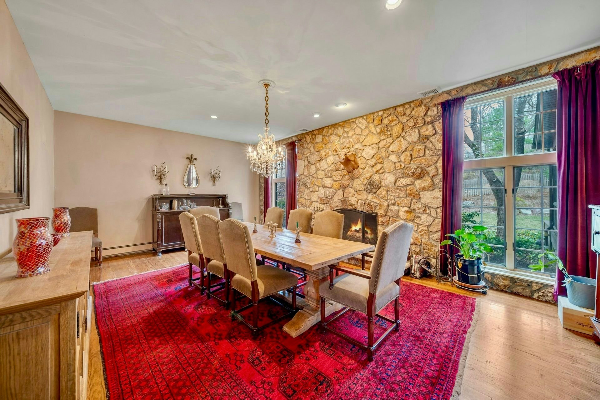717 Ashmont Rd 